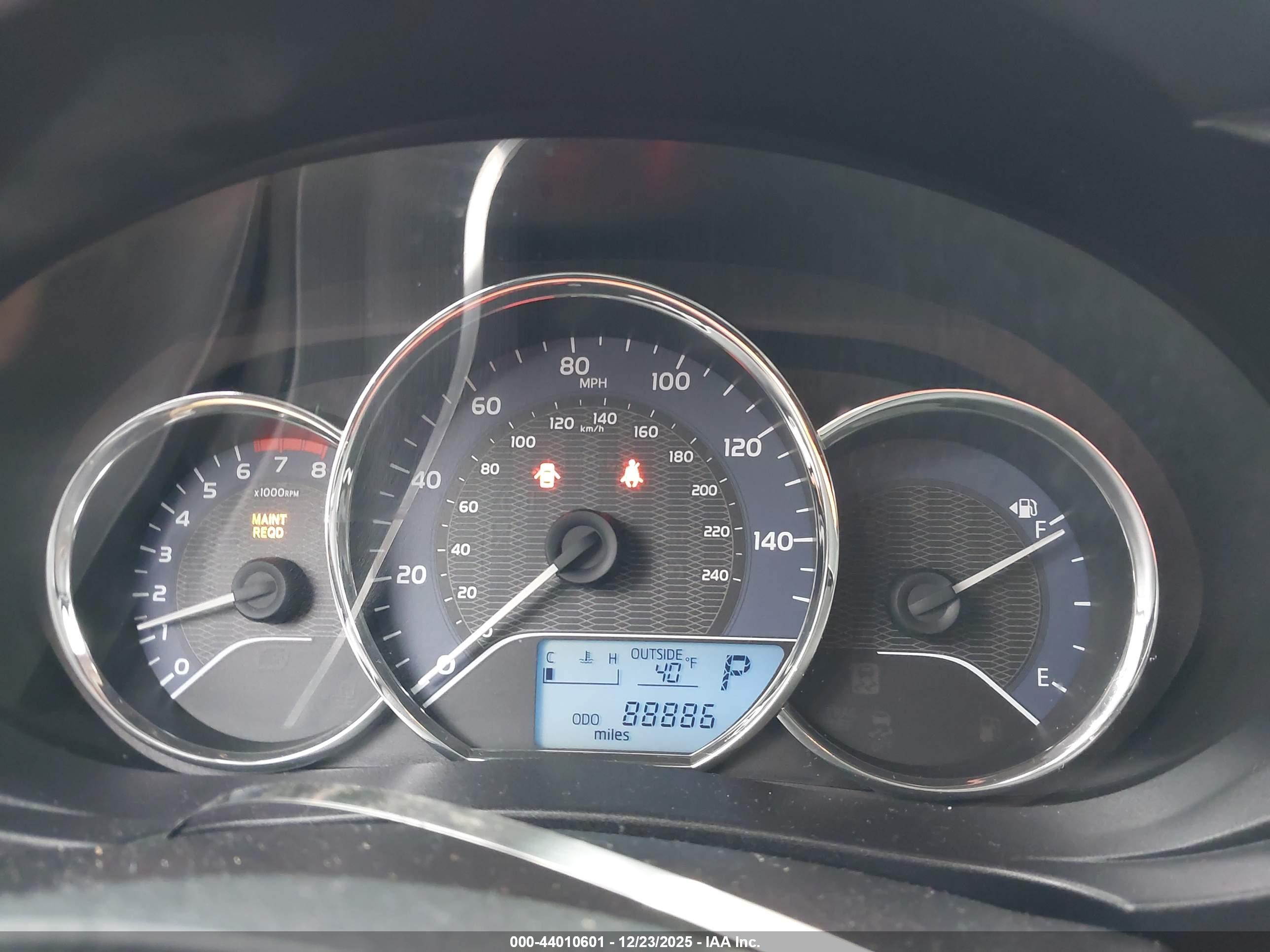 TOYOTA COROLLA image 7