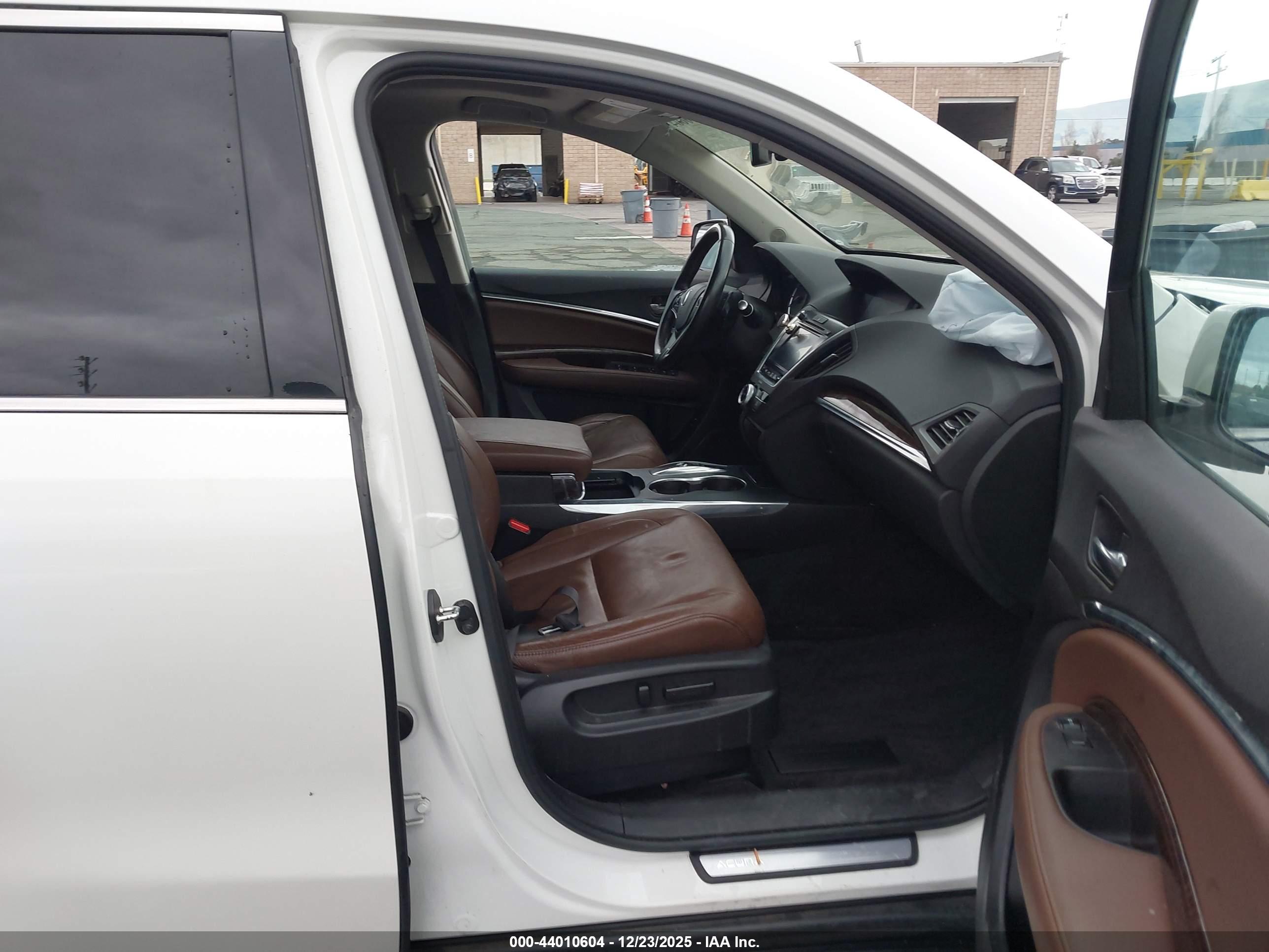 ACURA MDX image 5
