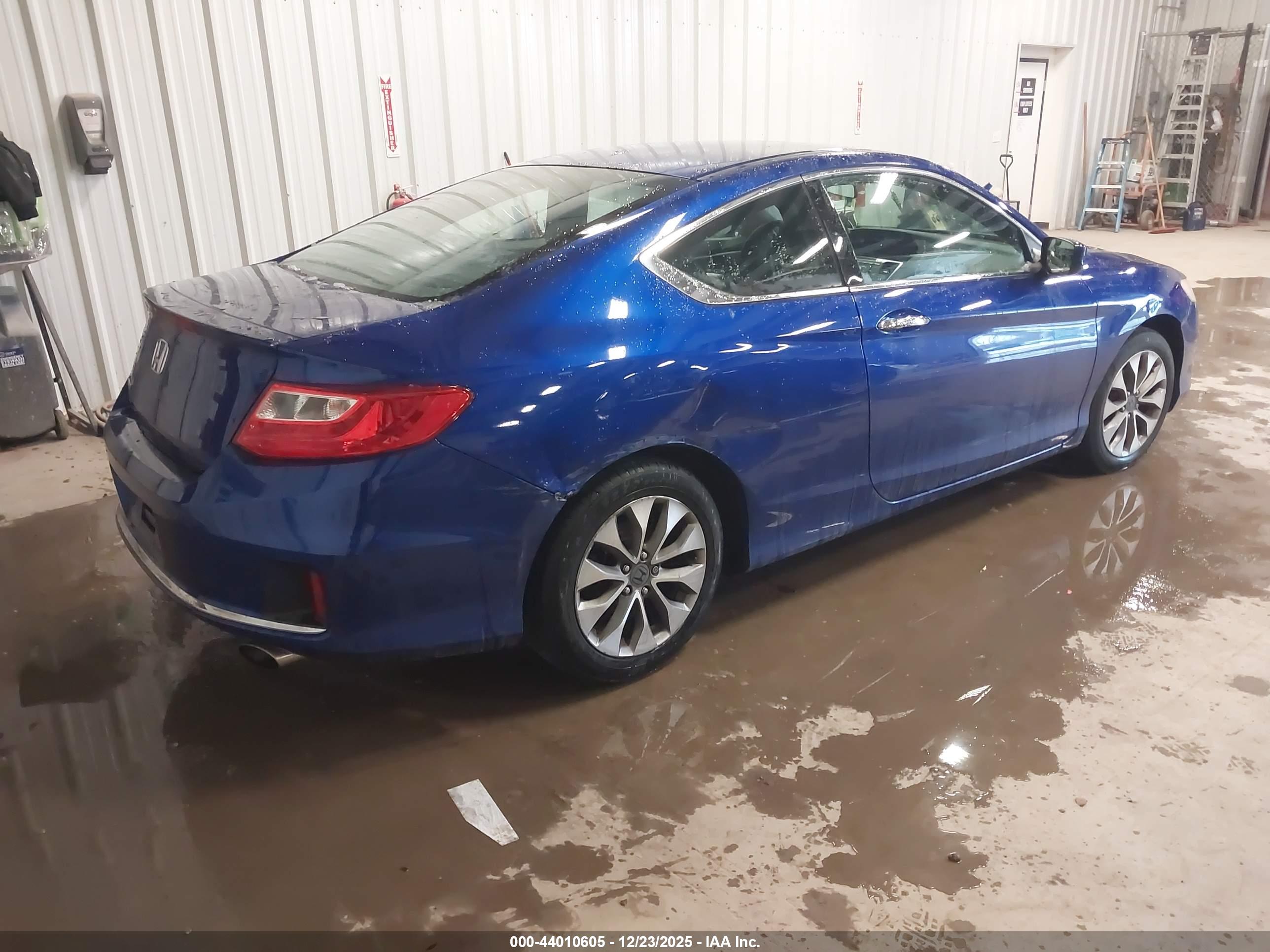 HONDA ACCORD image 4