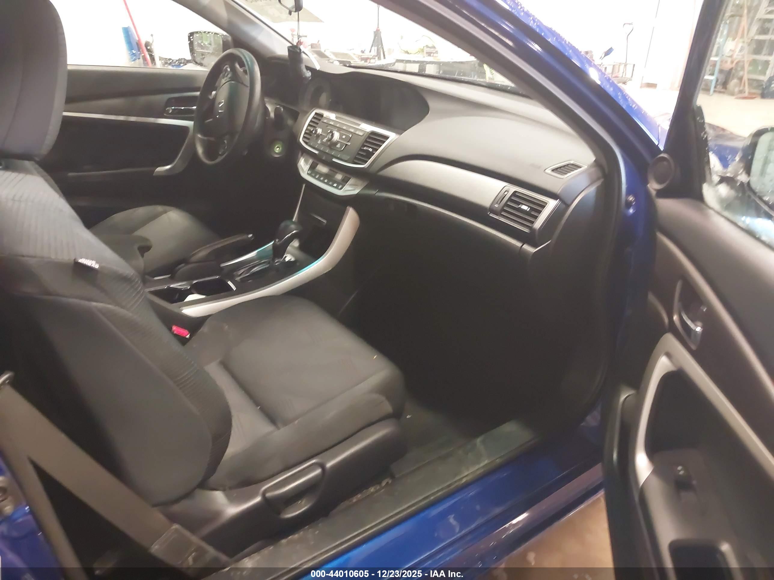 HONDA ACCORD image 5