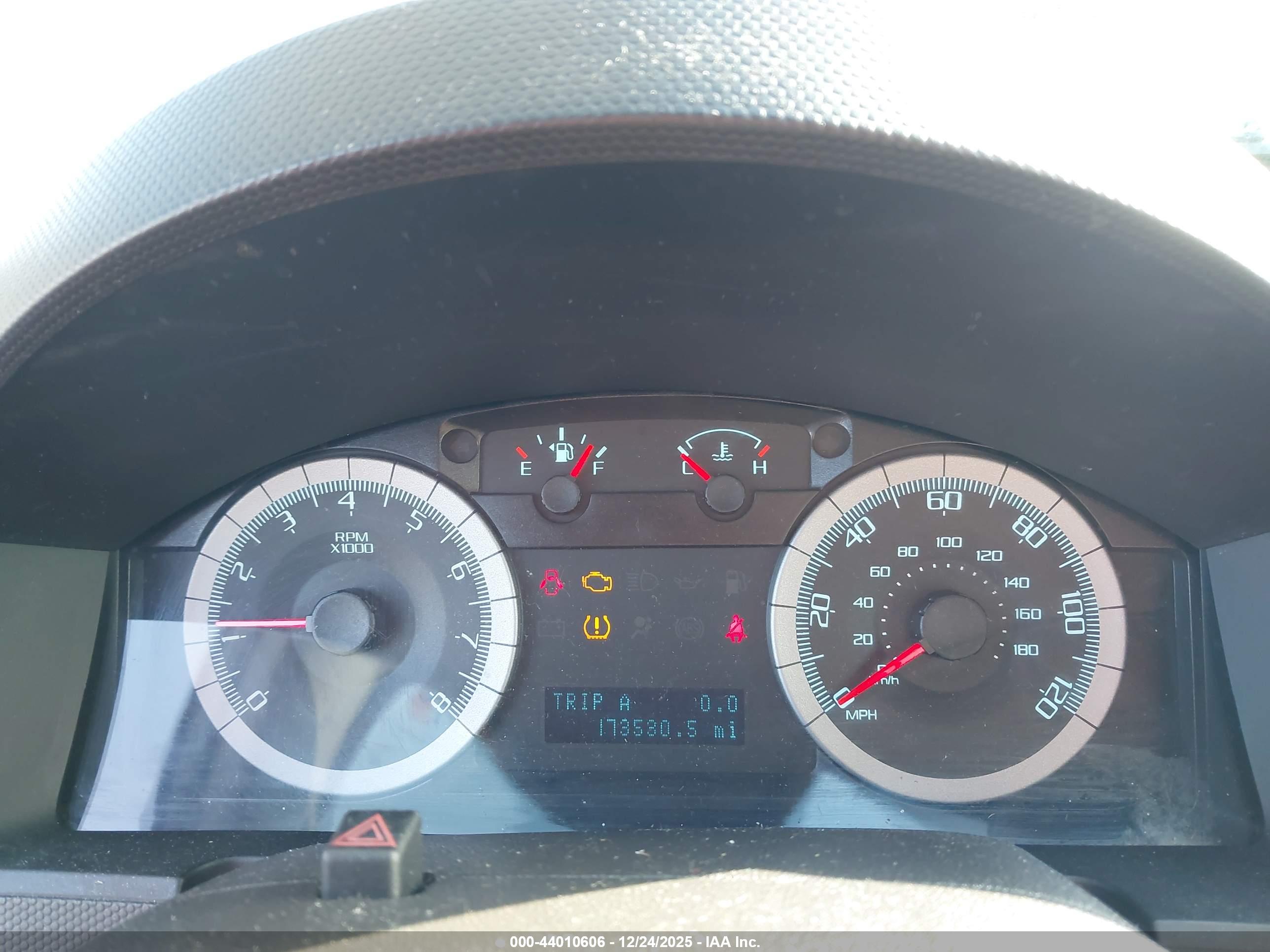 FORD ESCAPE image 7