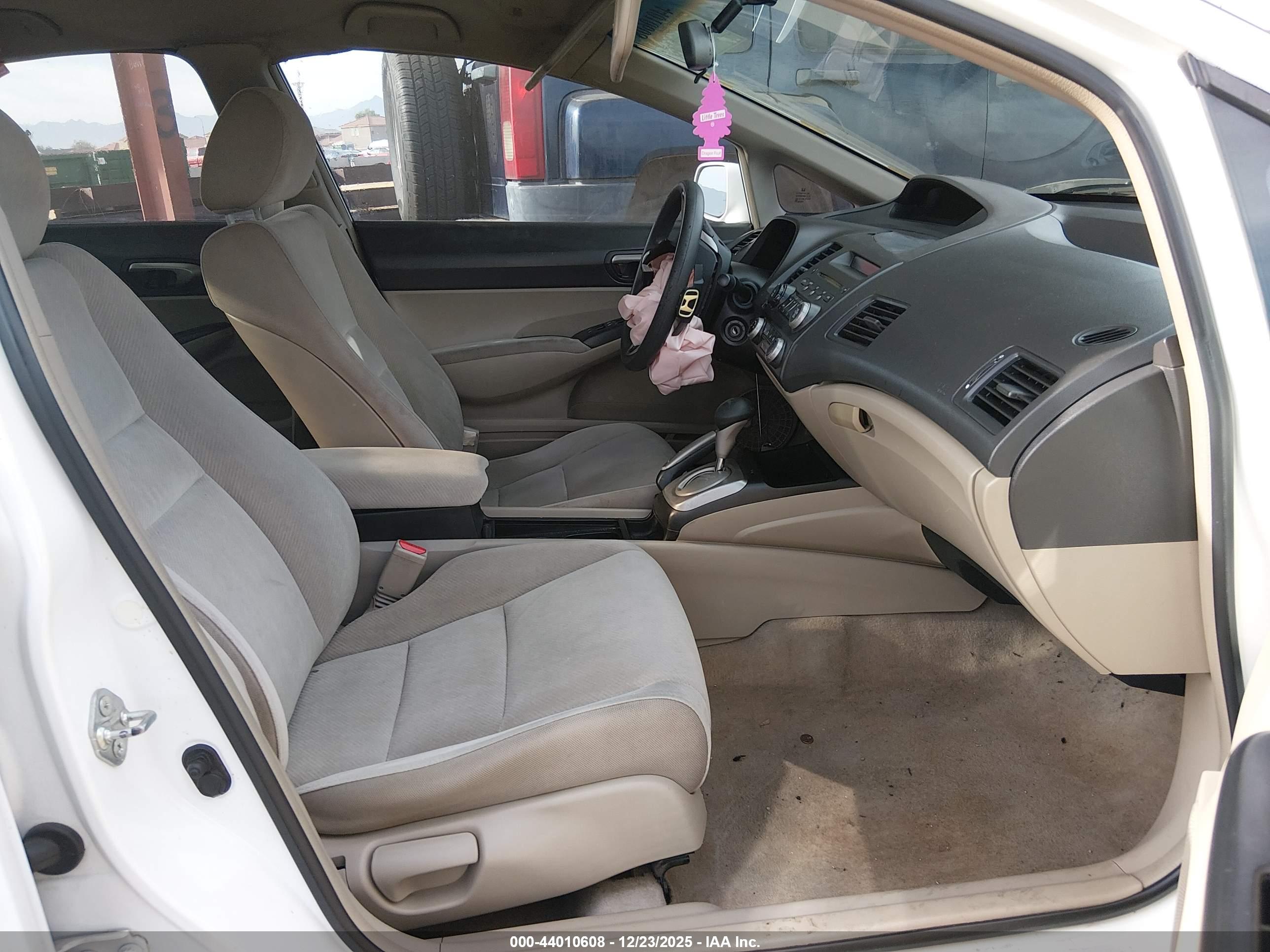 HONDA CIVIC image 5