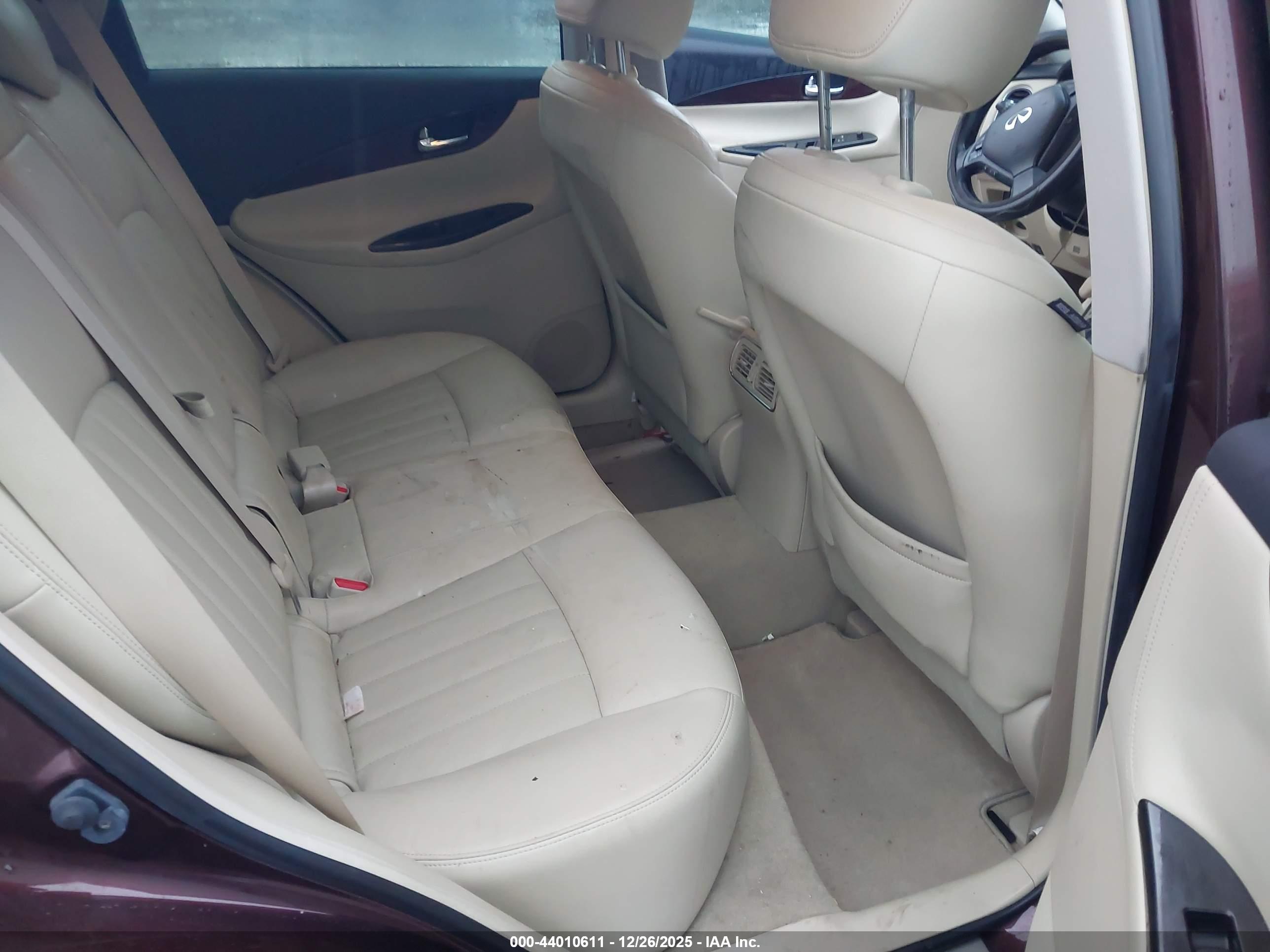 INFINITI QX50 image 8