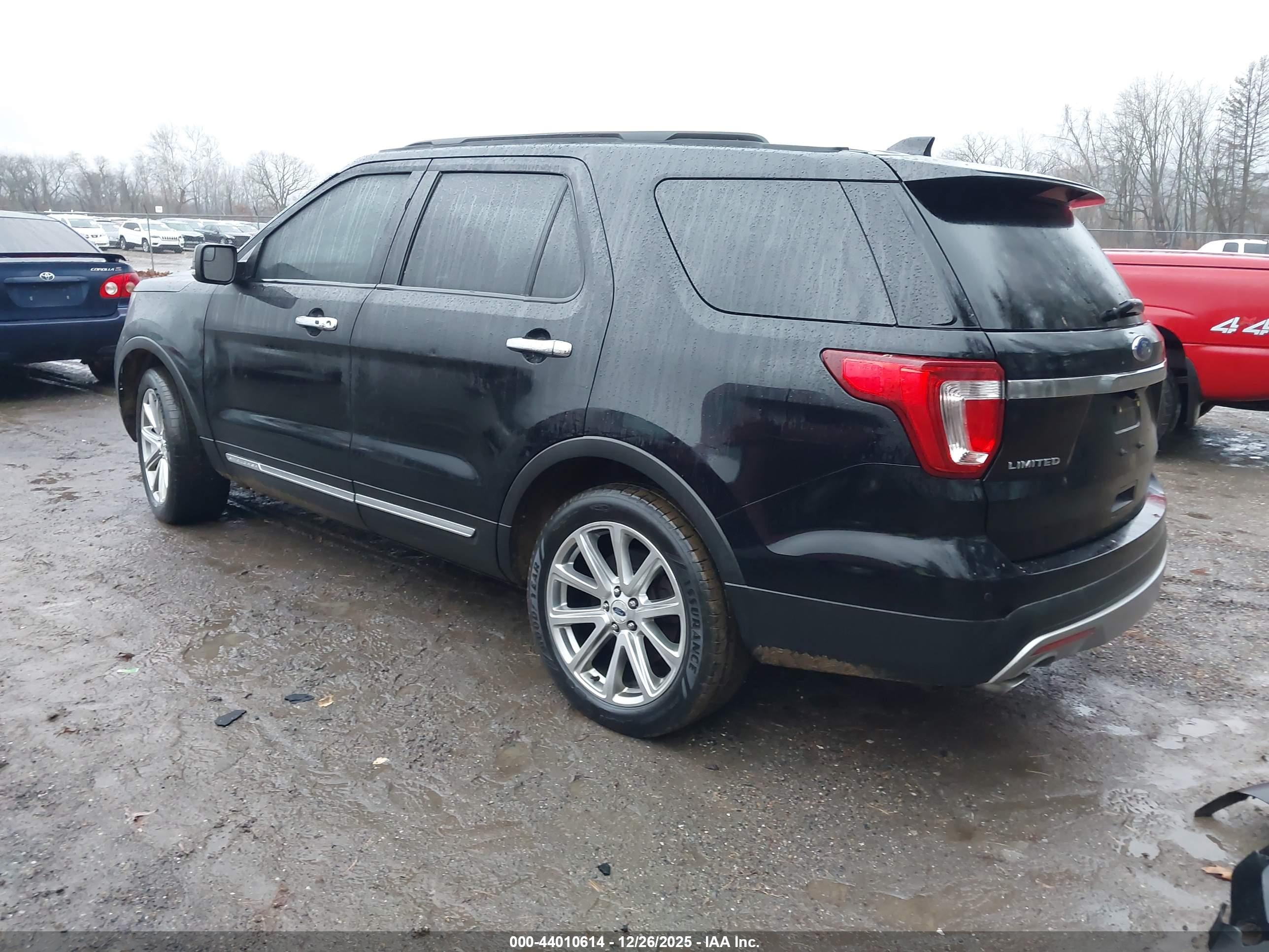 FORD EXPLORER image 3