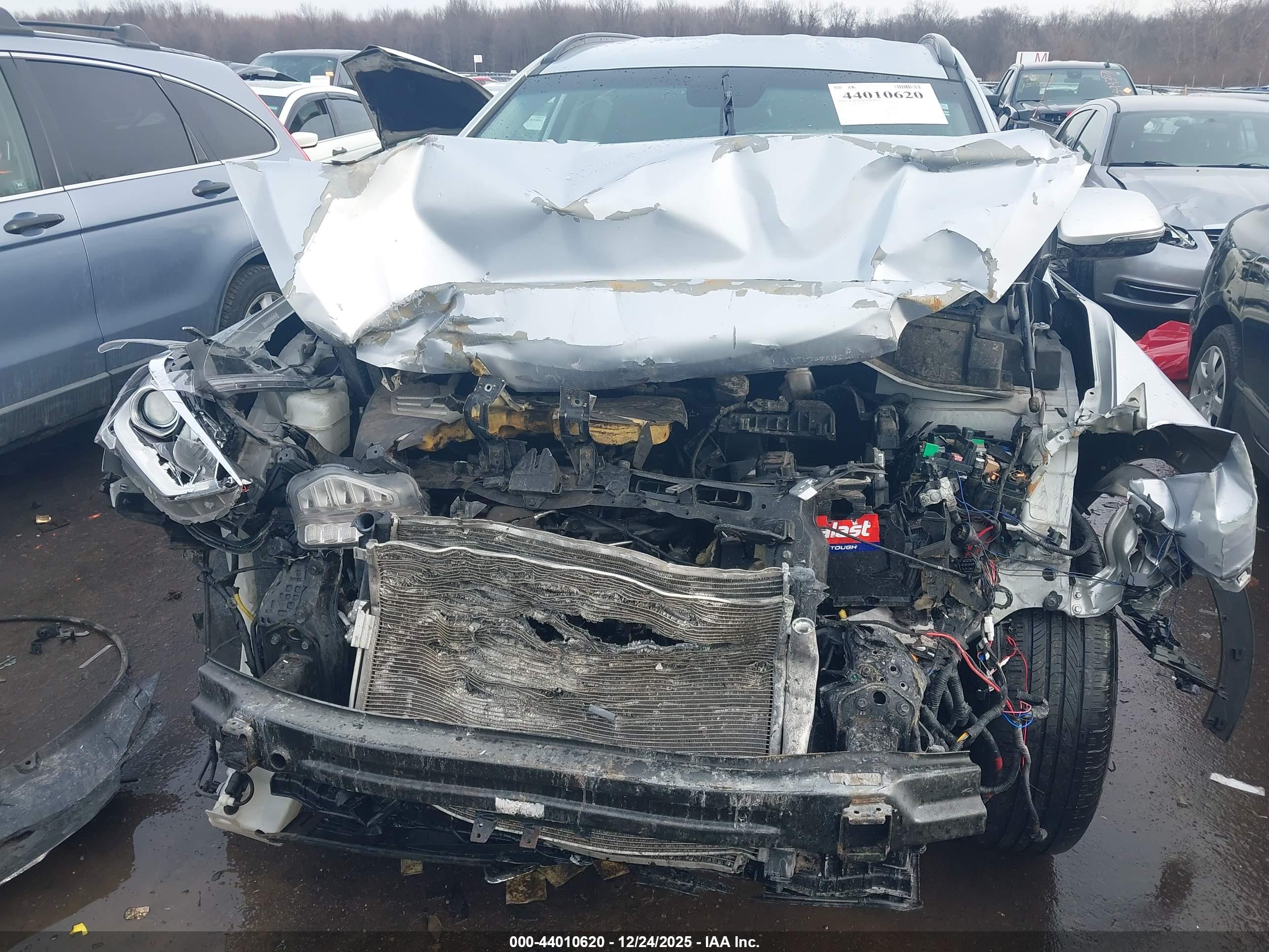 HYUNDAI SANTA image 6
