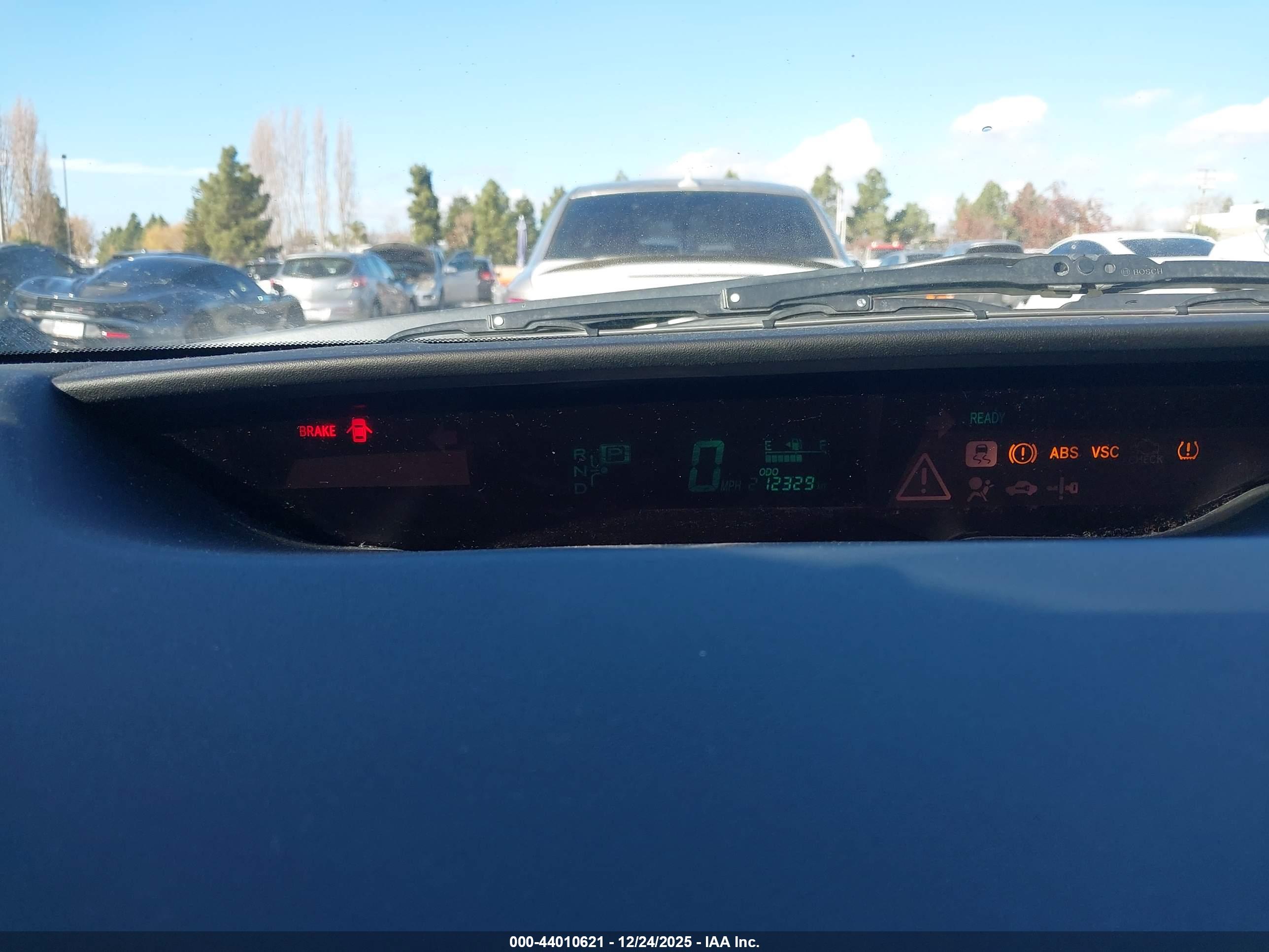 TOYOTA PRIUS image 7