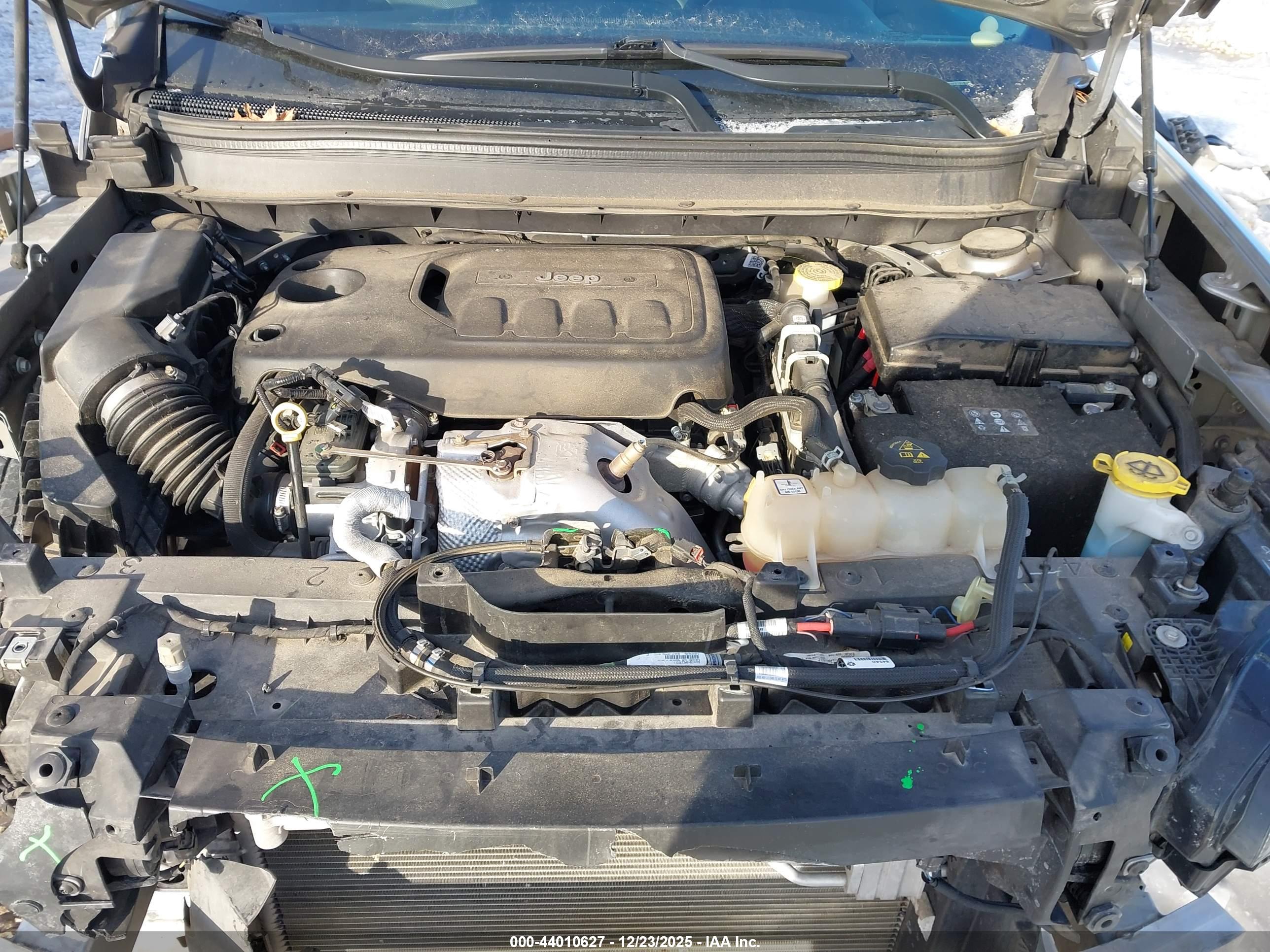 JEEP CHEROKEE image 10
