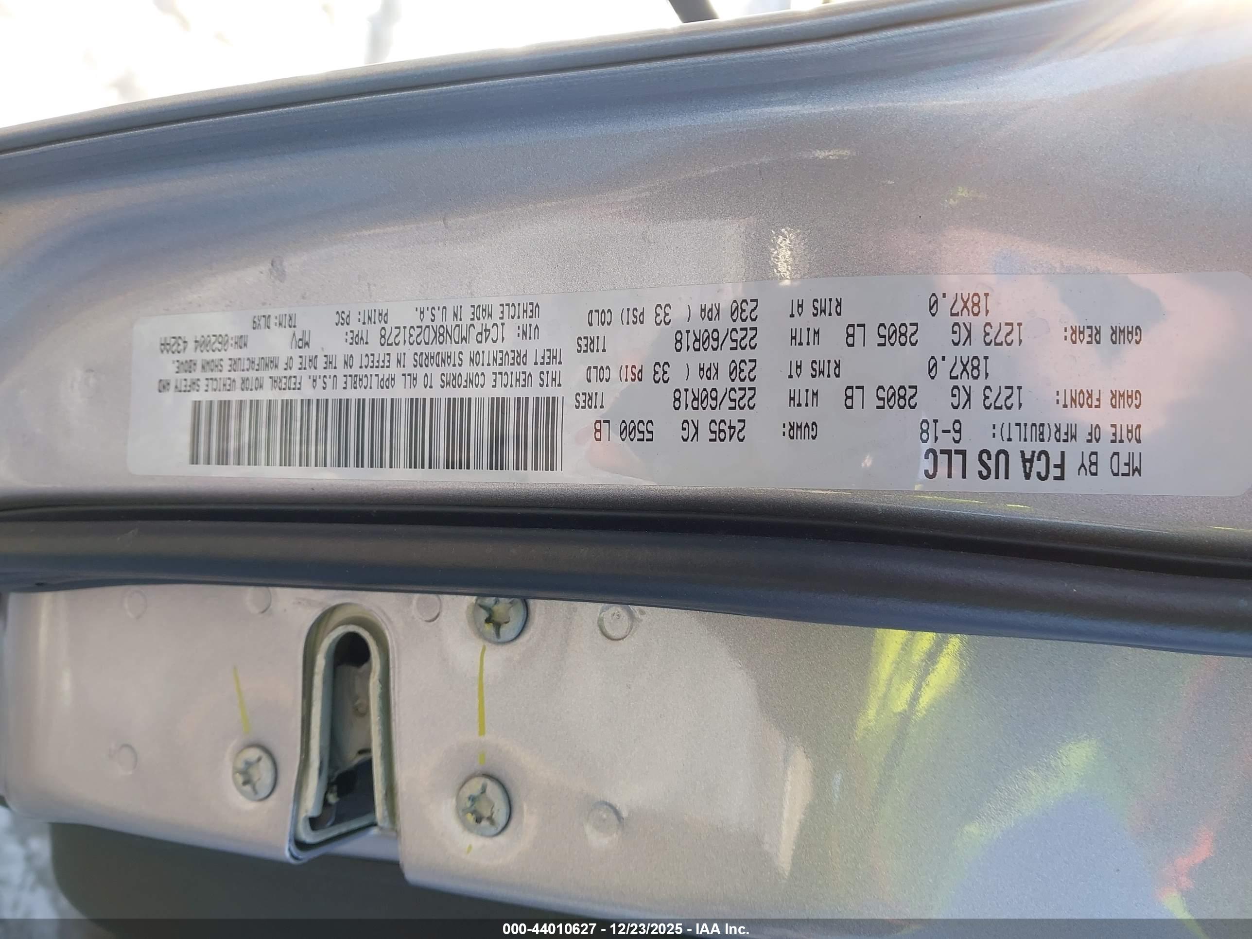 JEEP CHEROKEE image 9