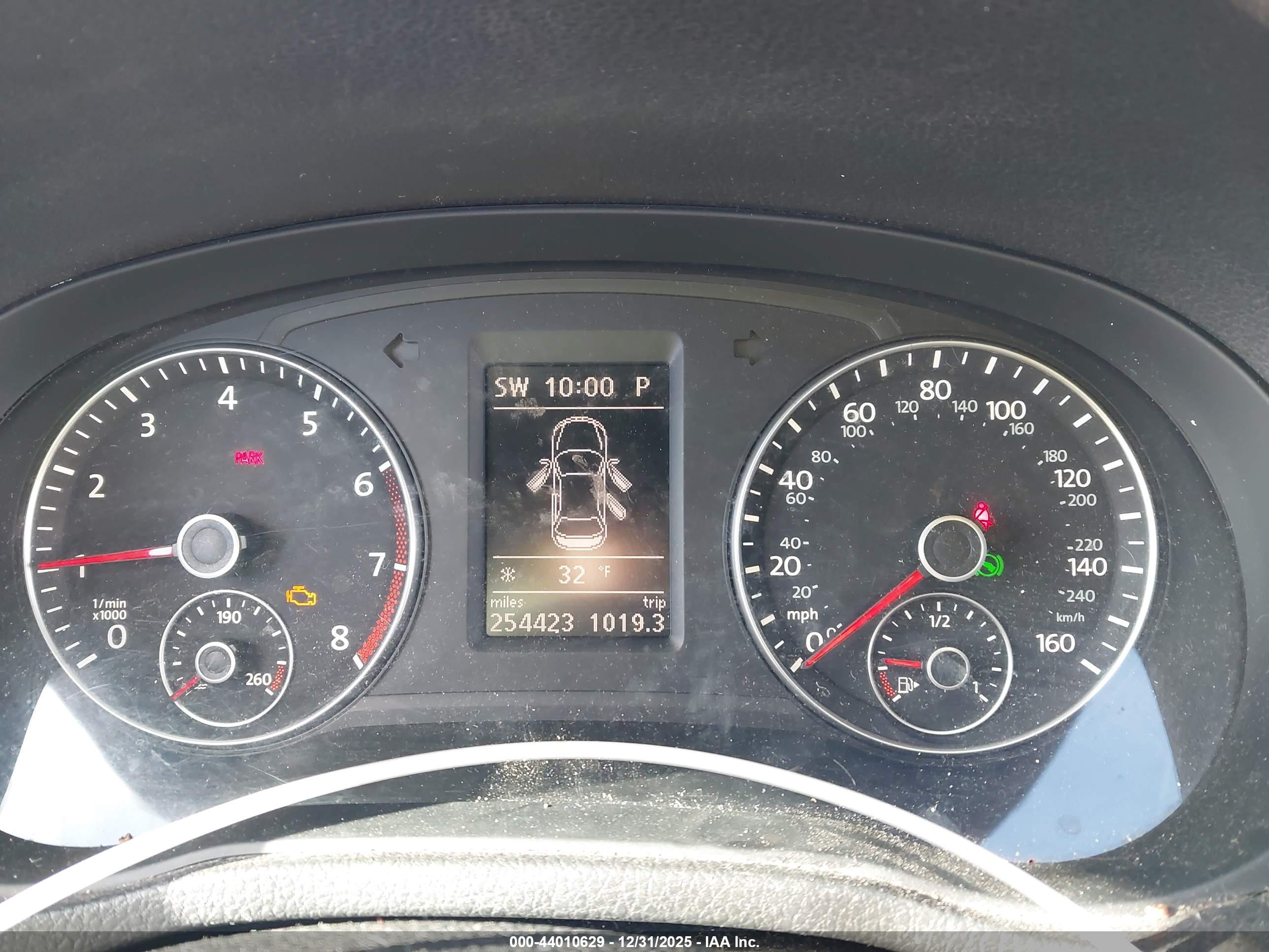 VOLKSWAGEN PASSAT image 7