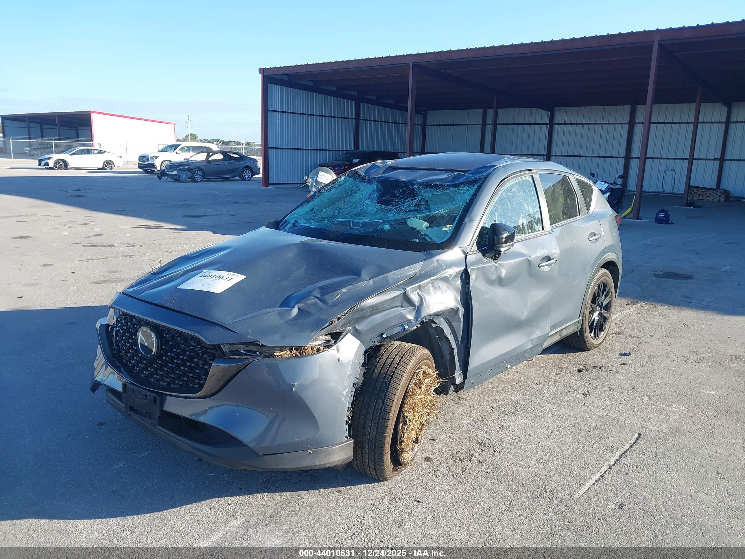 MAZDA CX-5 image 2