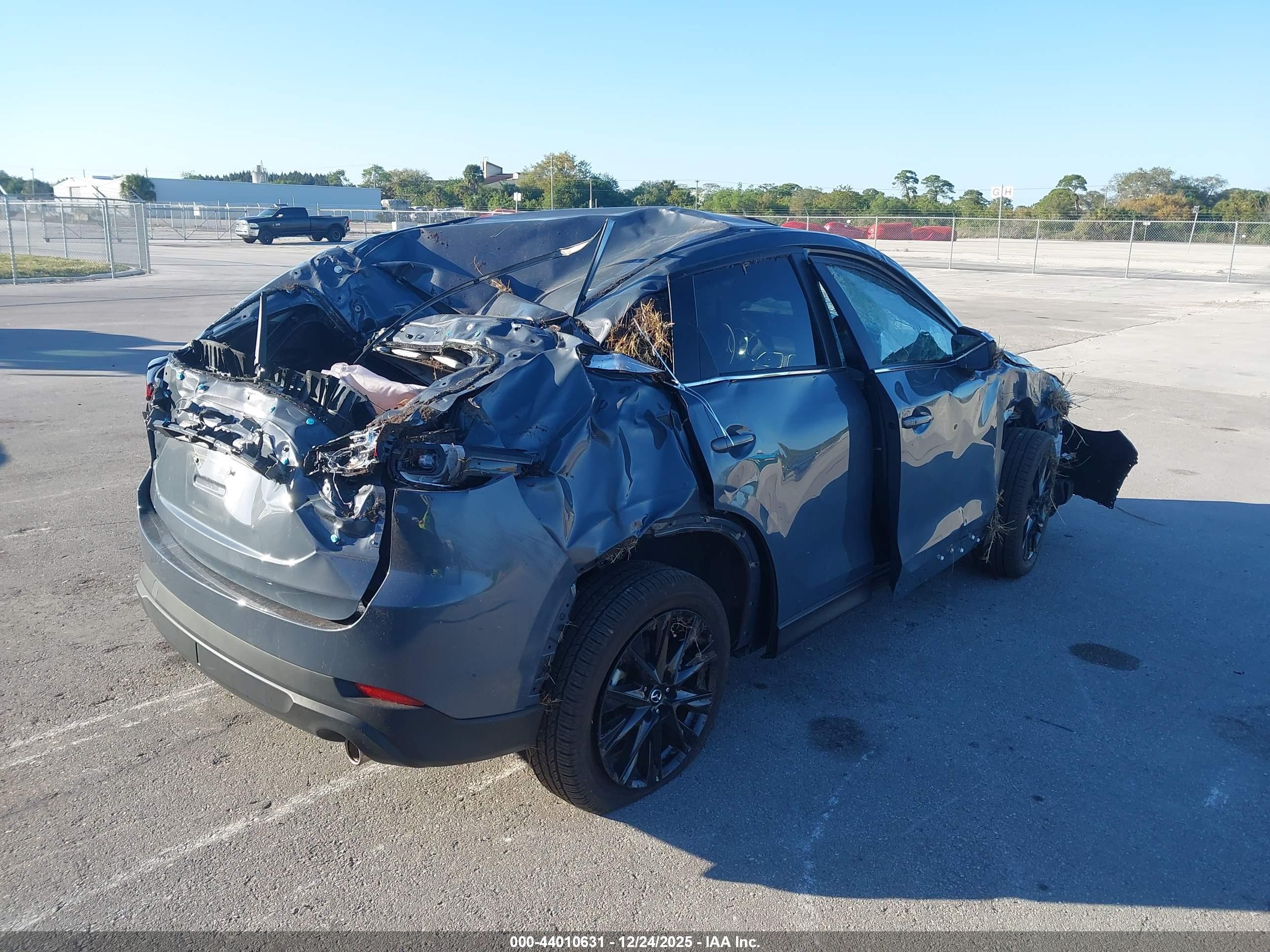 MAZDA CX-5 image 4