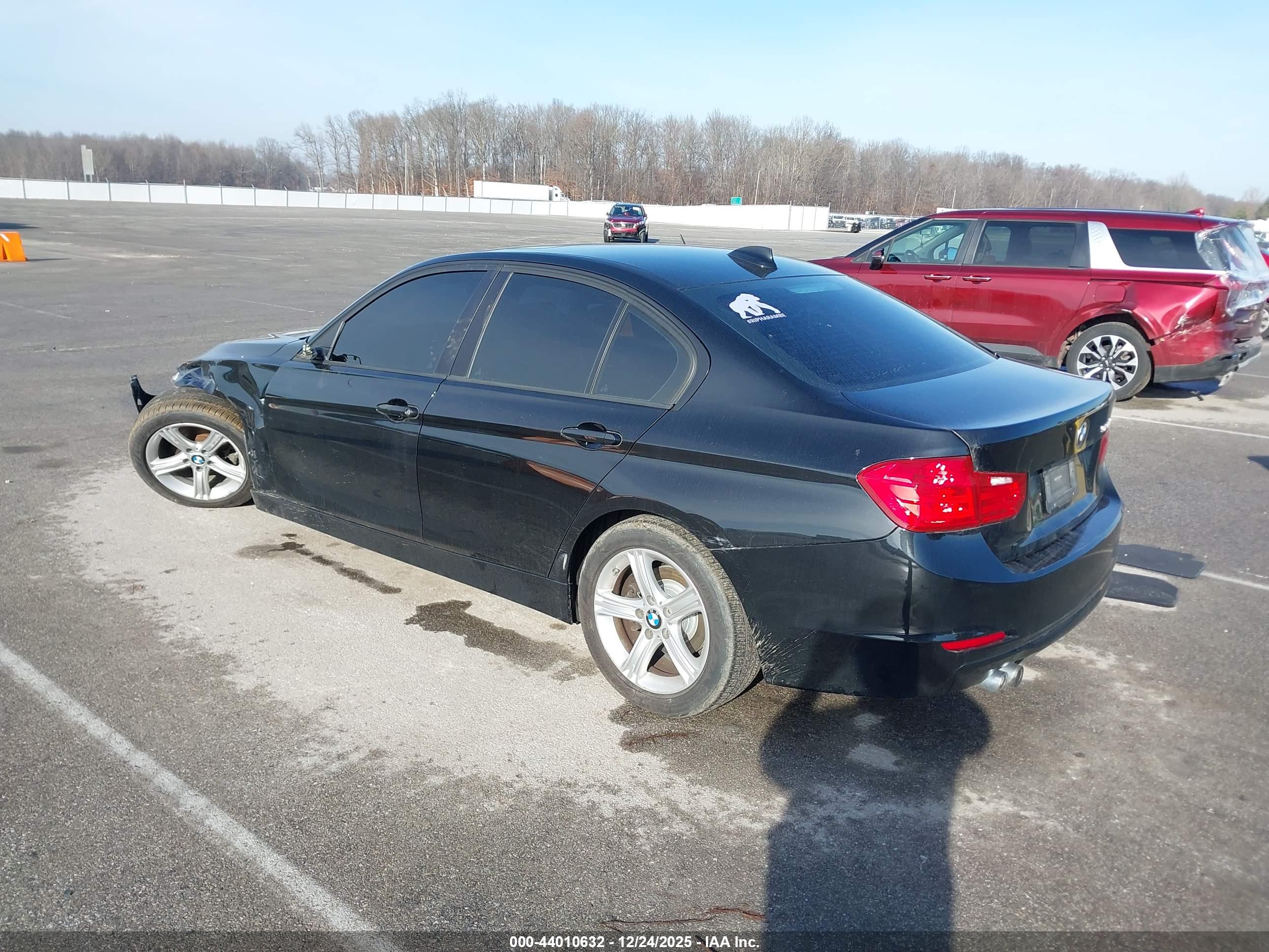 BMW 328I image 3