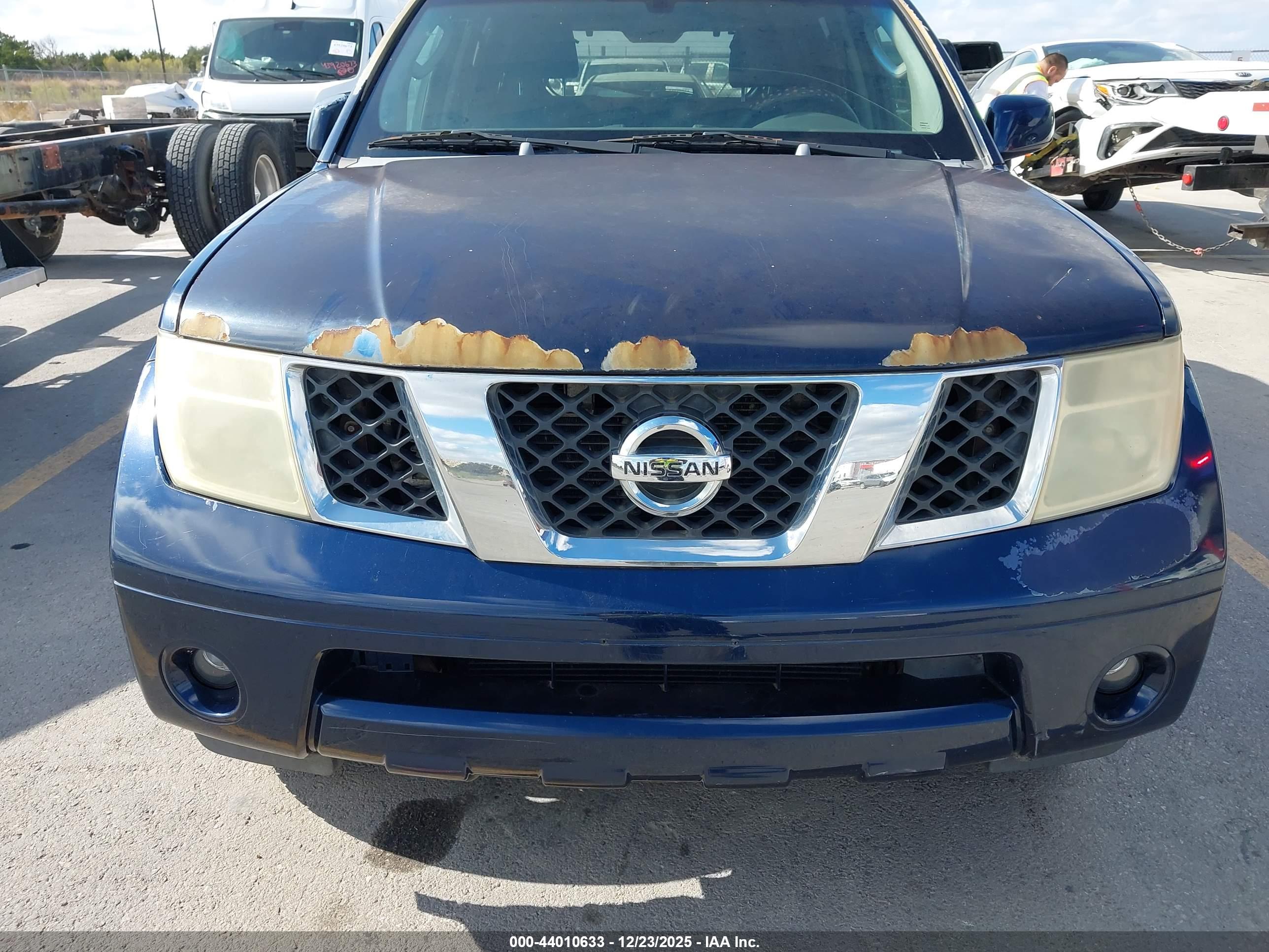 NISSAN PATHFINDER image 6