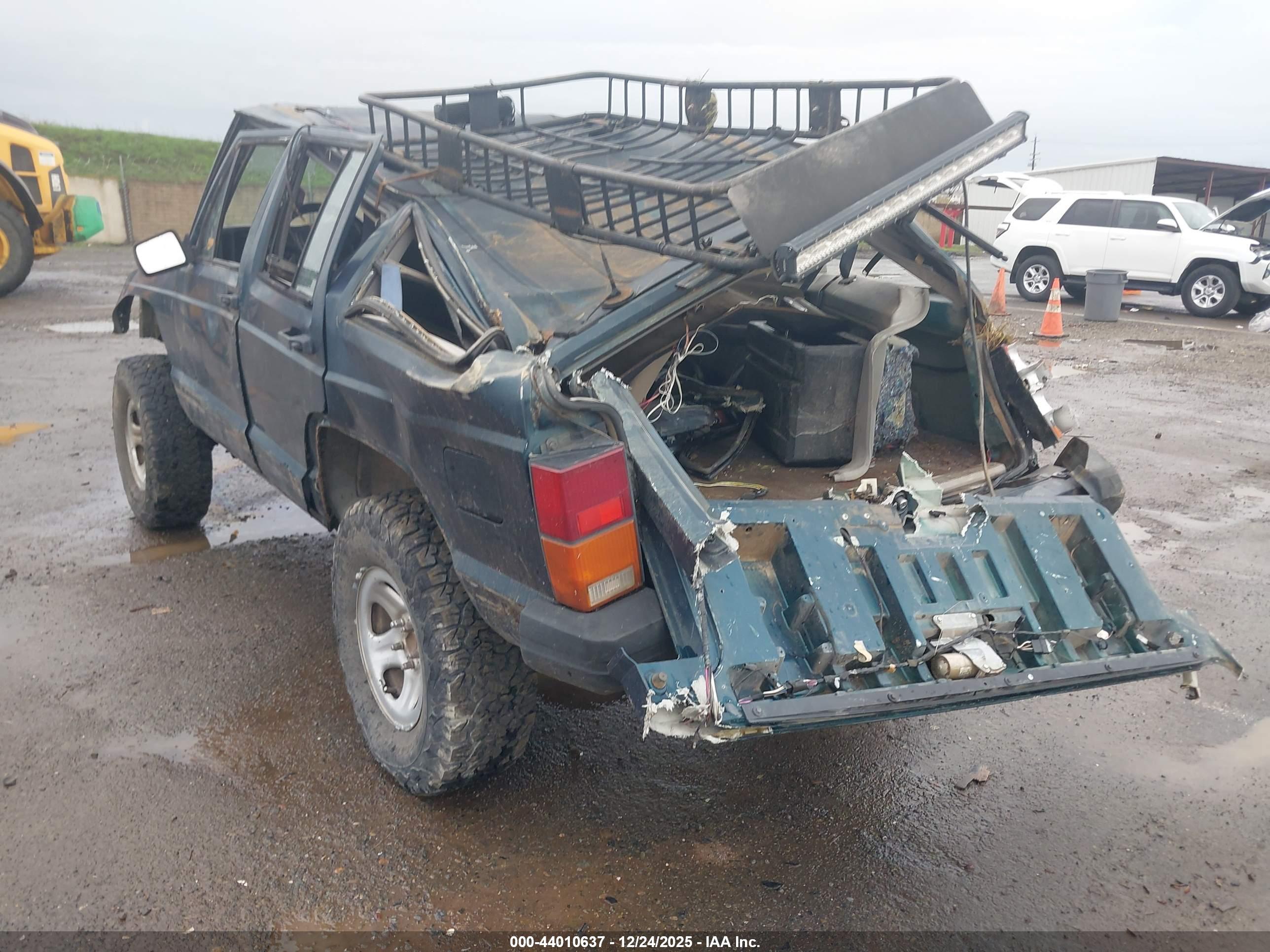 JEEP CHEROKEE image 3