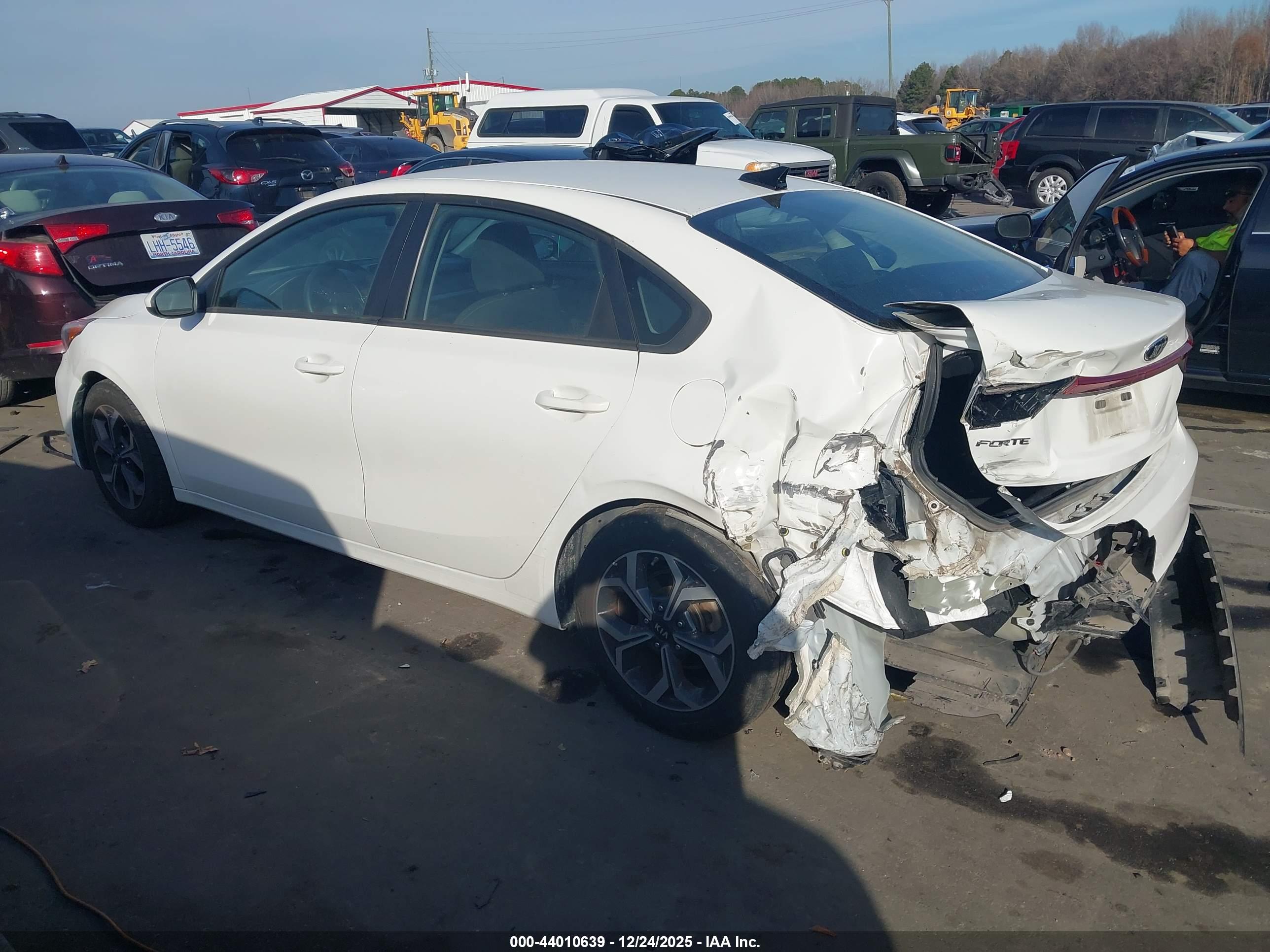 KIA FORTE image 3