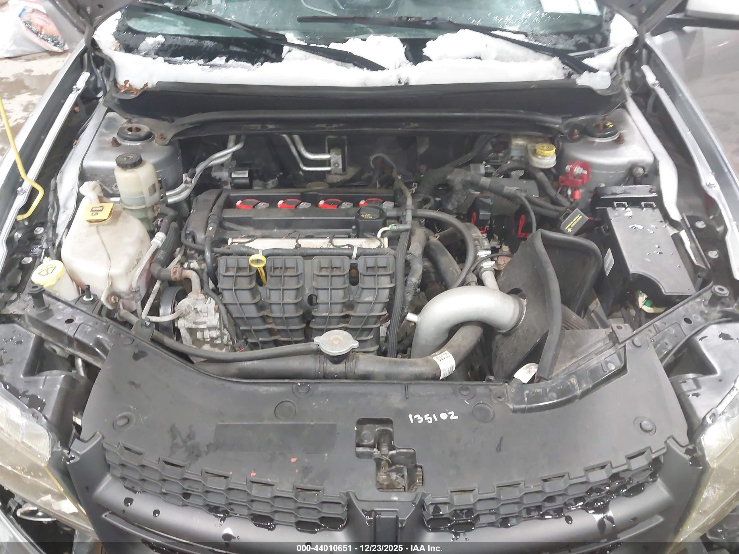 DODGE AVENGER image 10