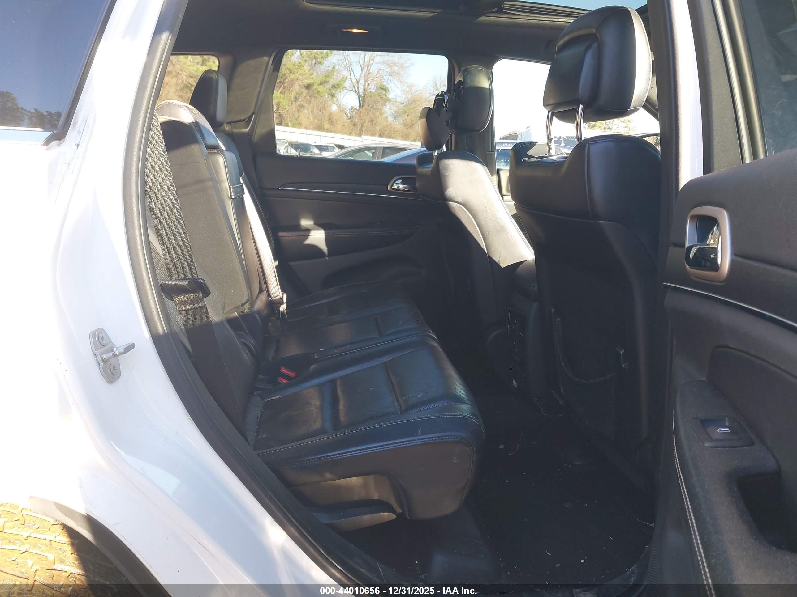 JEEP GRAND image 8