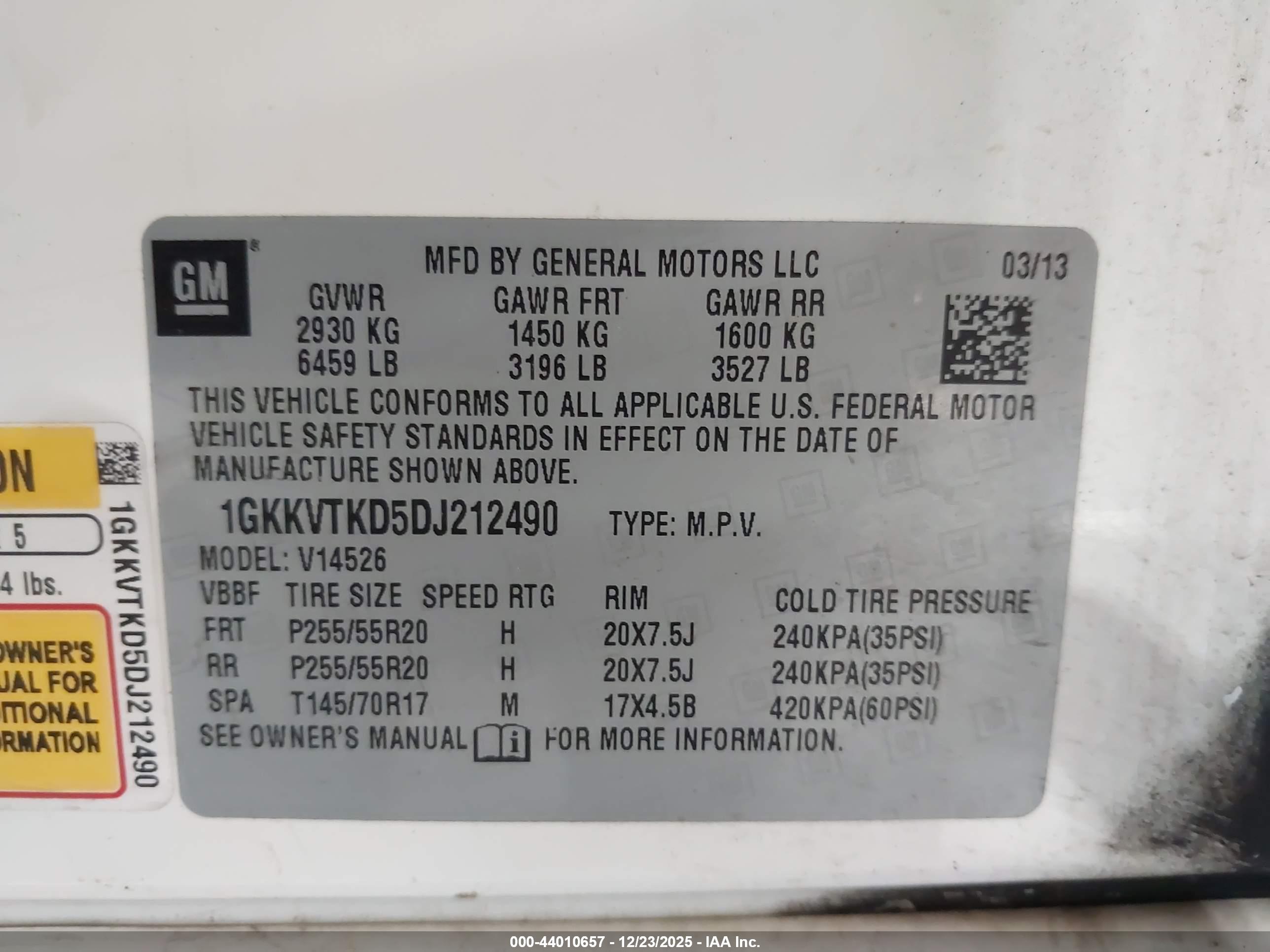 GMC ACADIA image 9