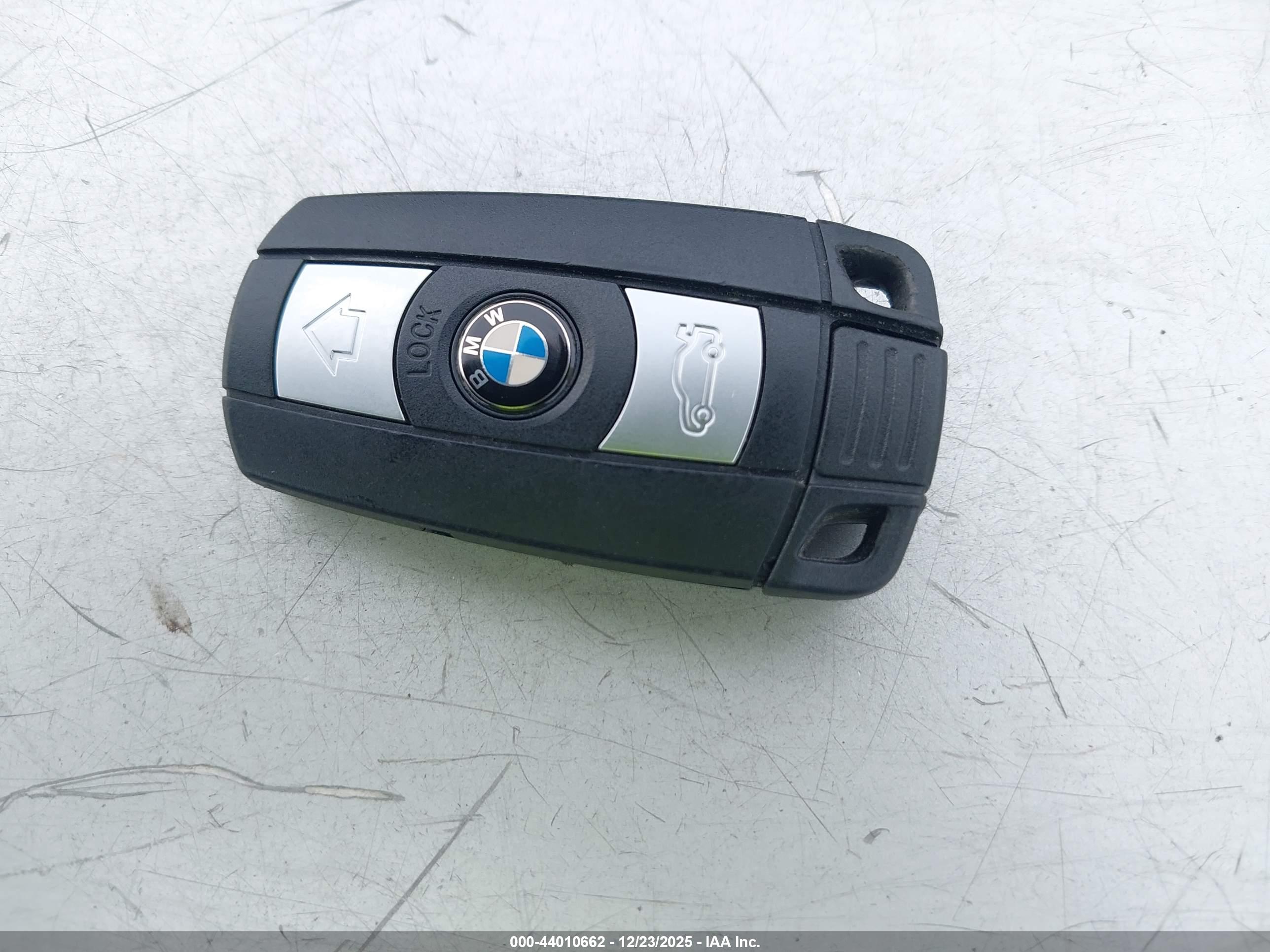 BMW 530I image 11