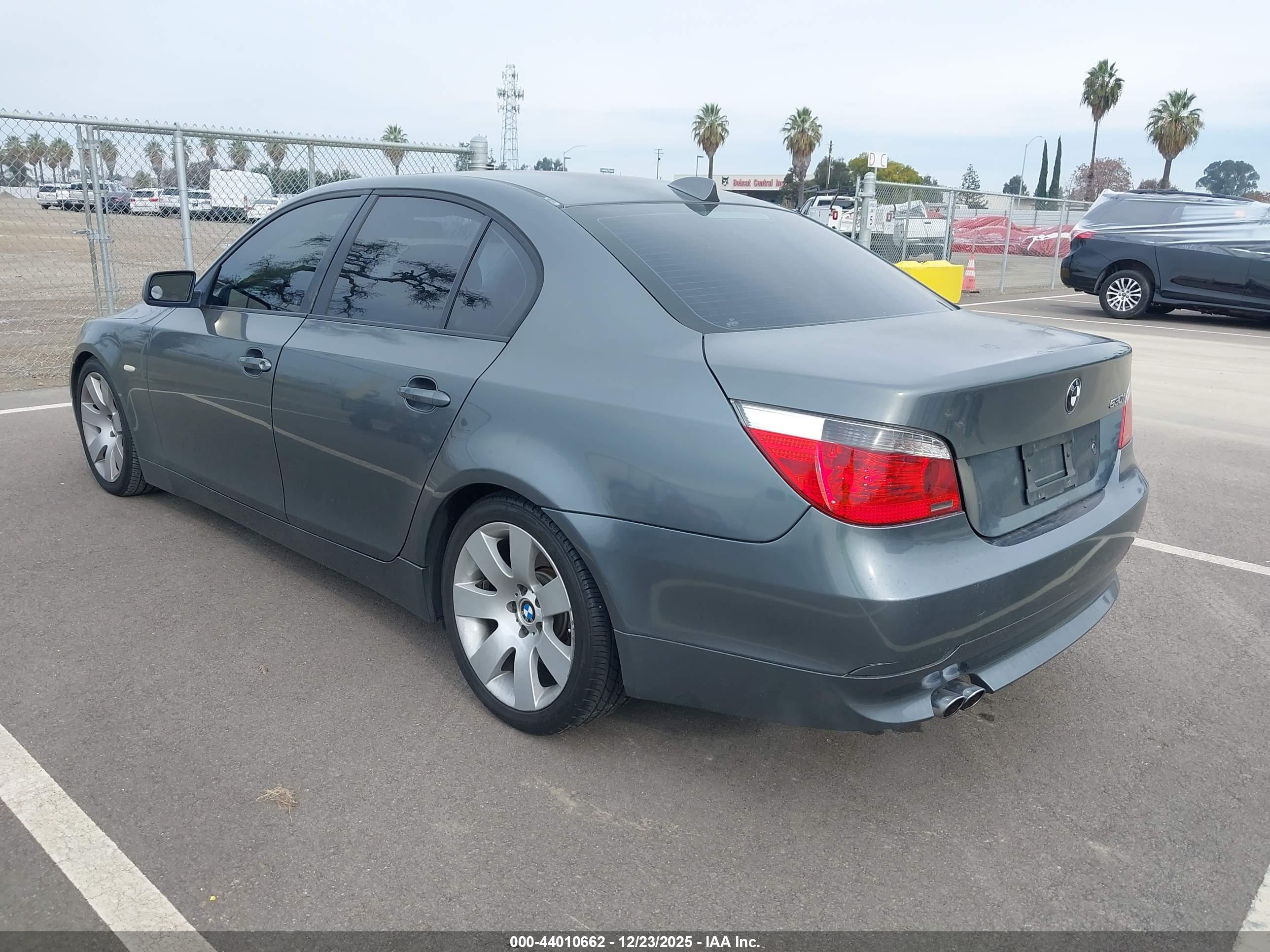 BMW 530I image 3