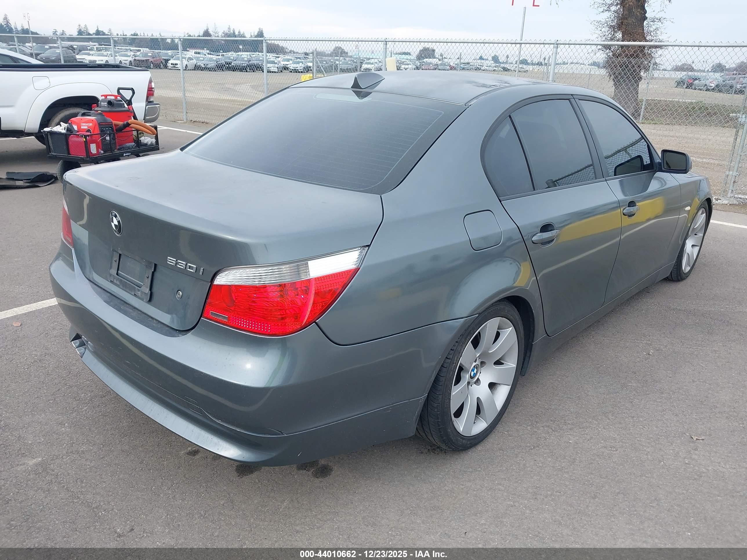 BMW 530I image 4