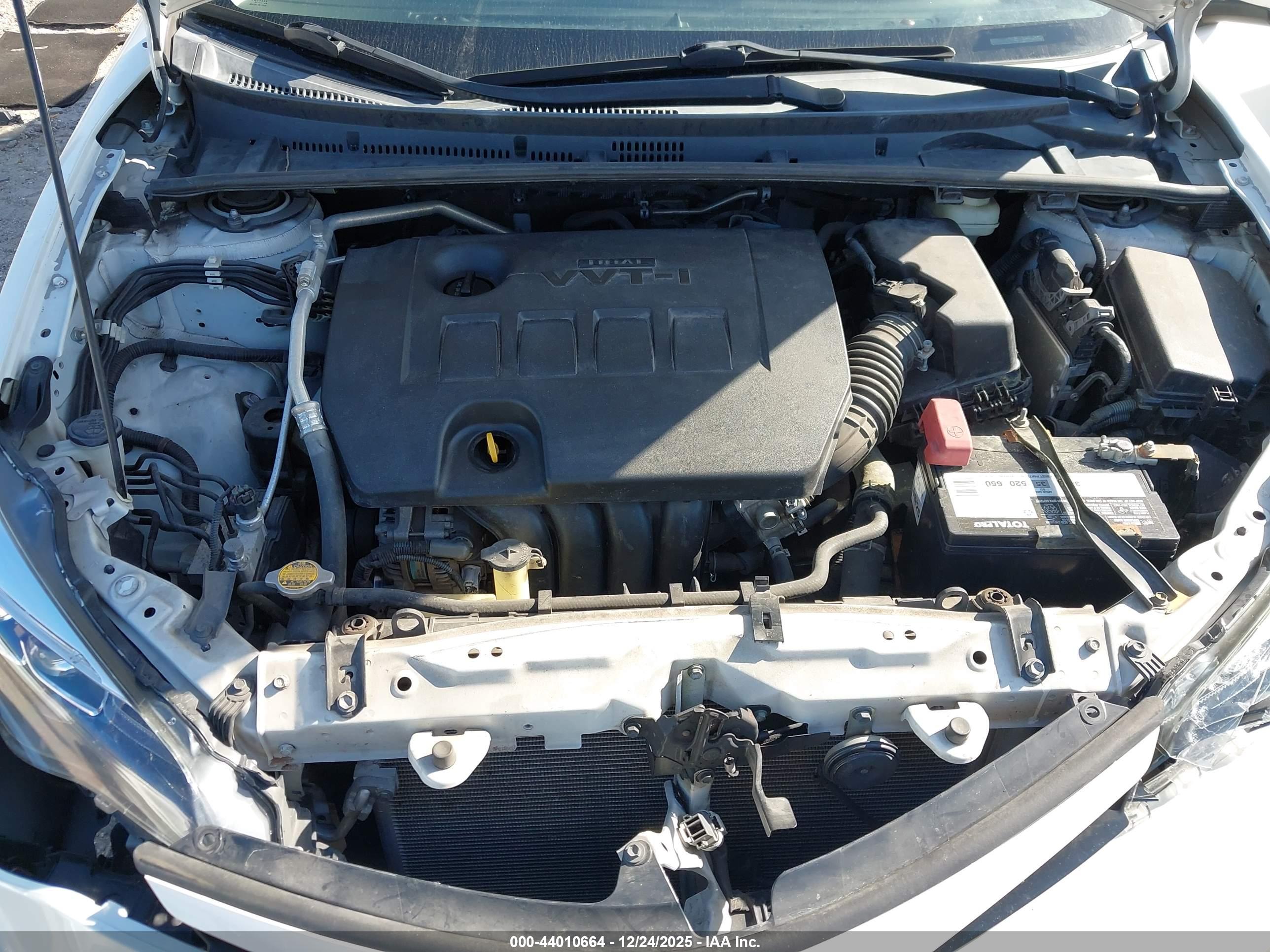 TOYOTA COROLLA image 10