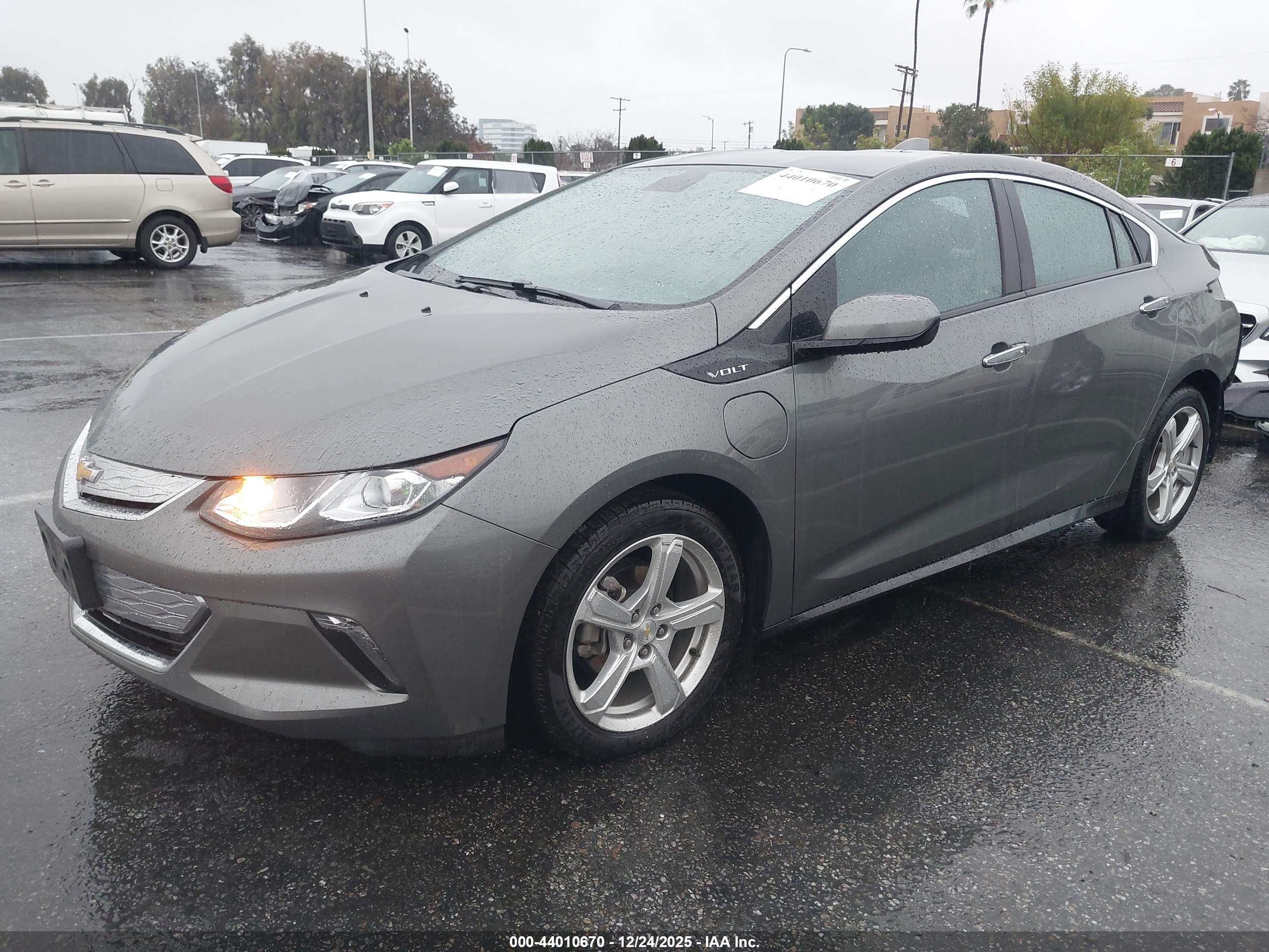 CHEVROLET VOLT image 2