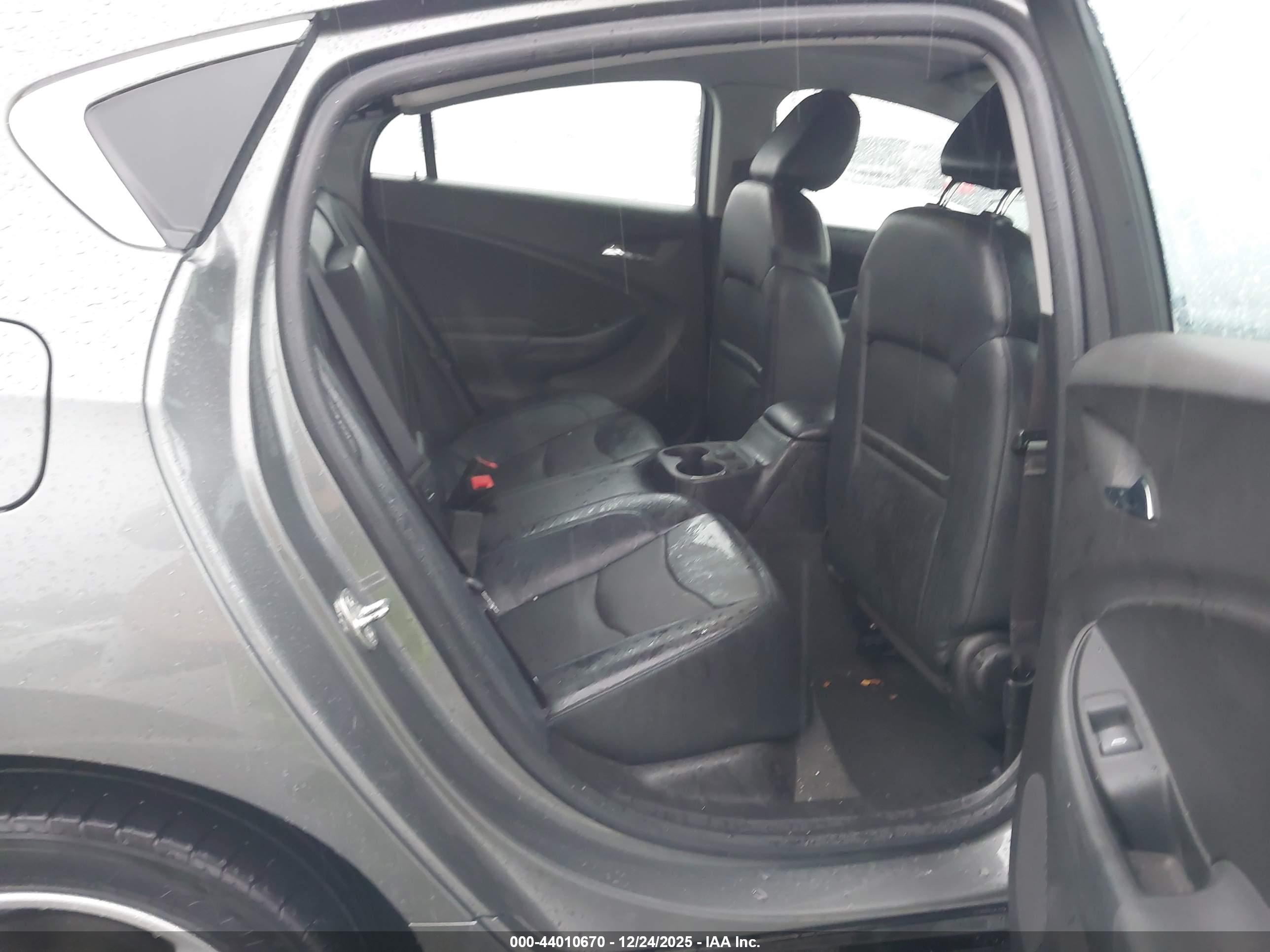 CHEVROLET VOLT image 8