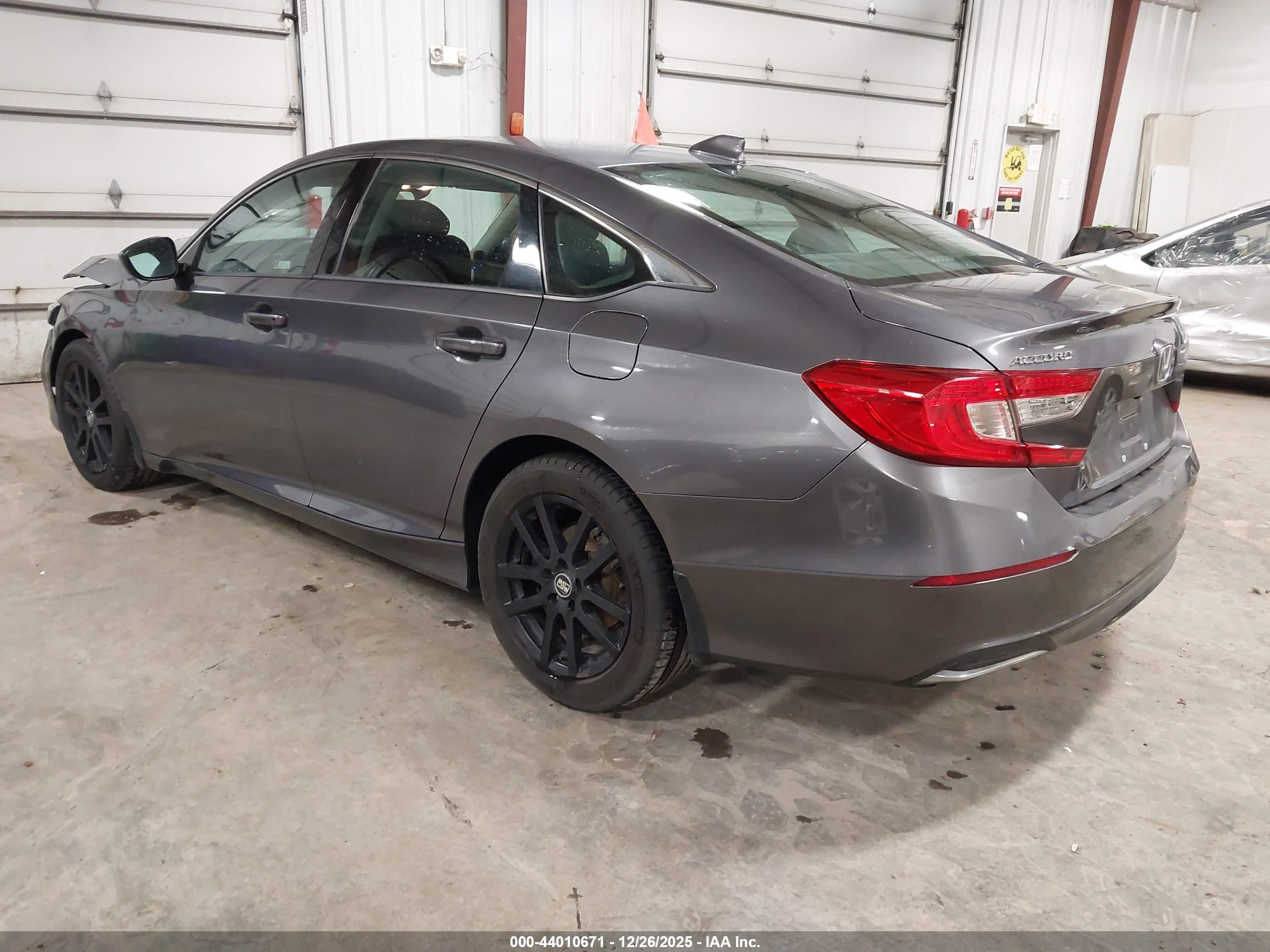 HONDA ACCORD image 3