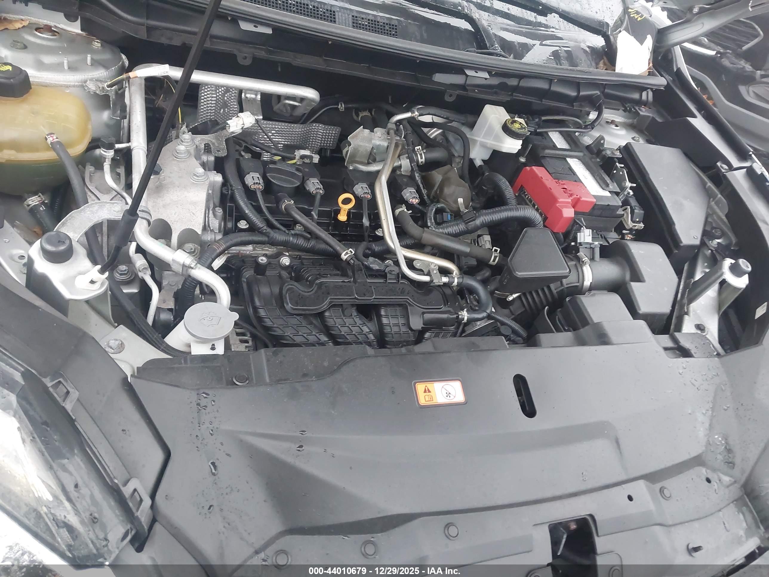 MITSUBISHI OUTLANDER image 10