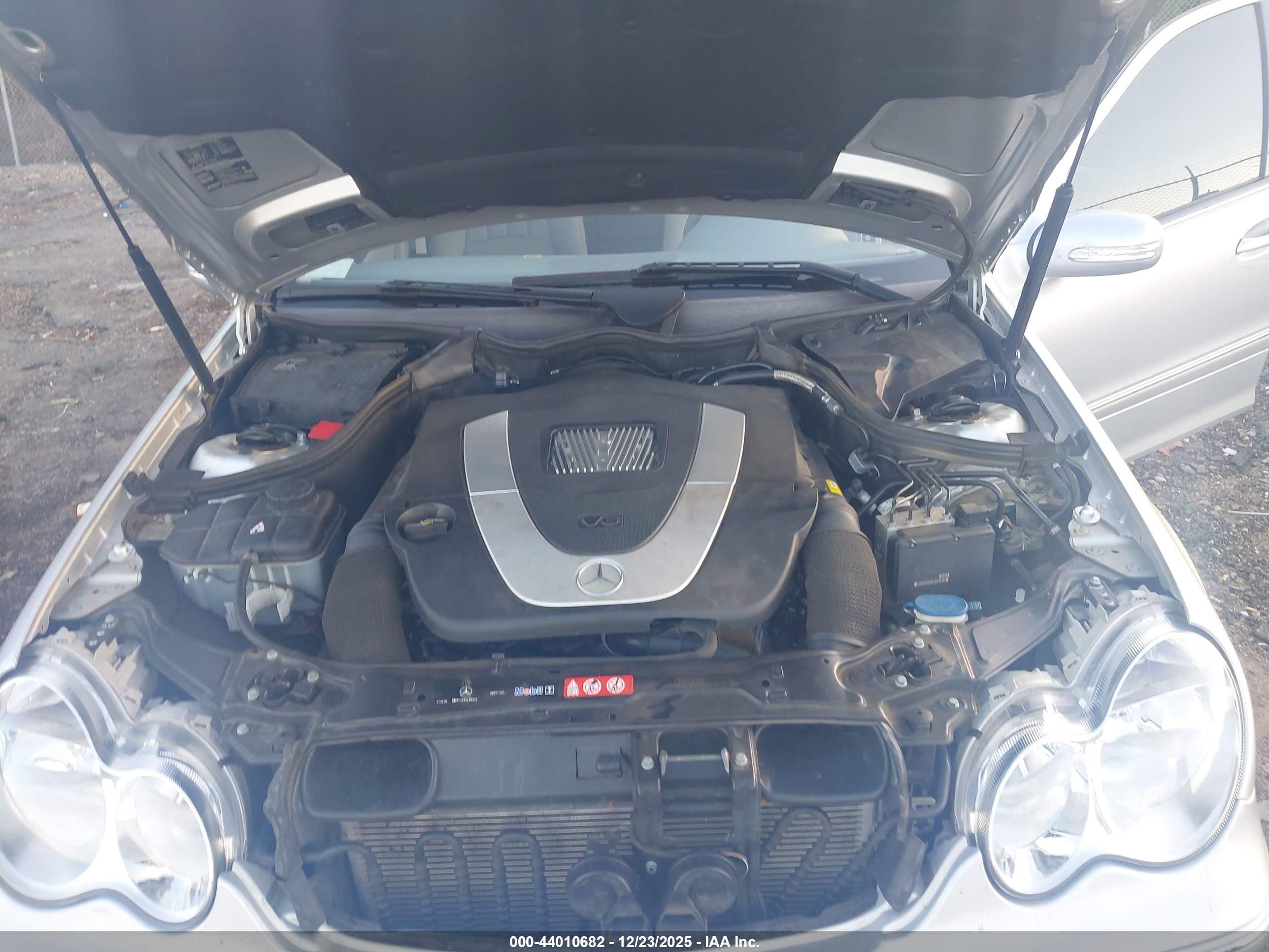 MERCEDES-BENZ C image 10