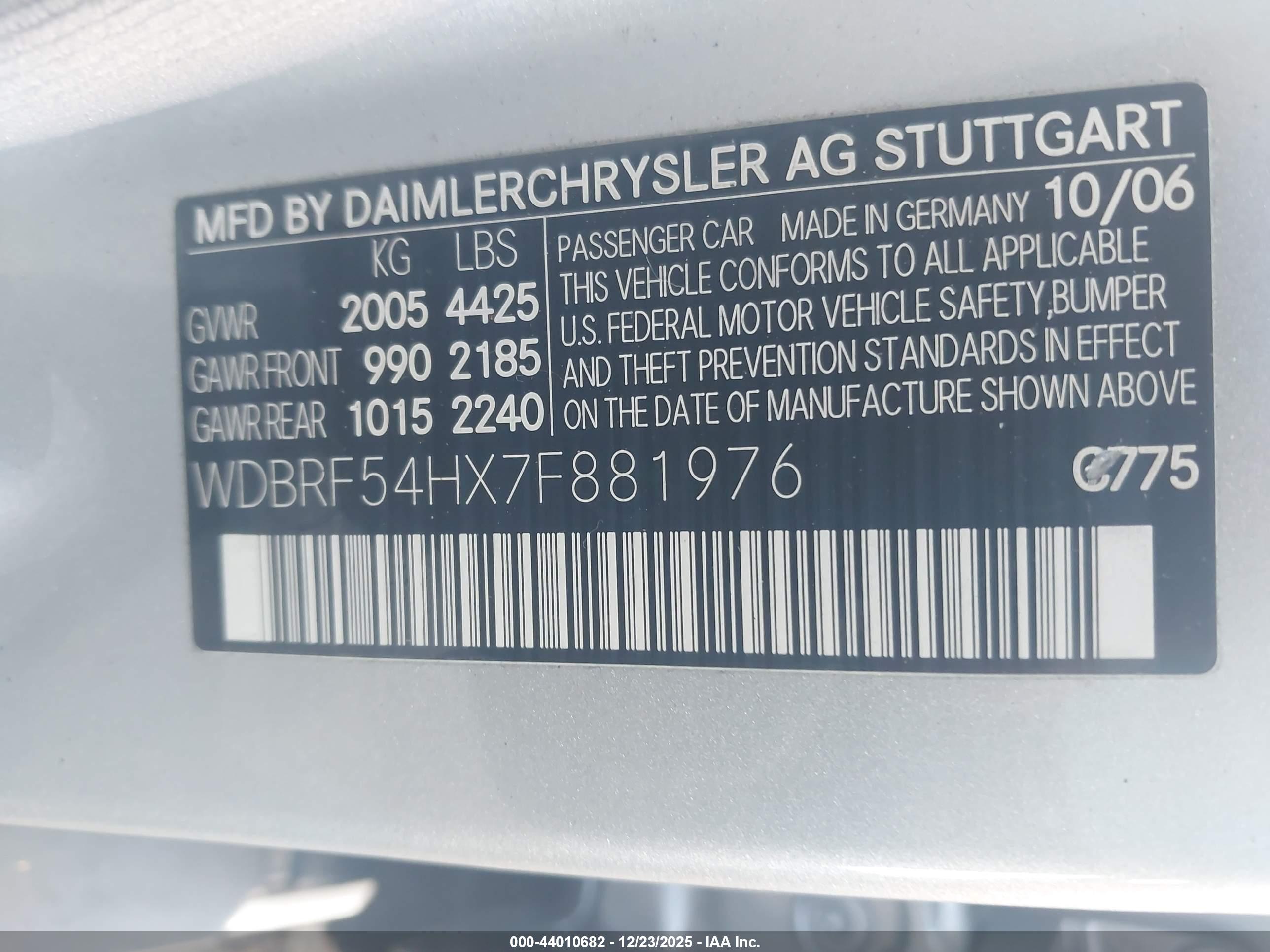 MERCEDES-BENZ C image 9