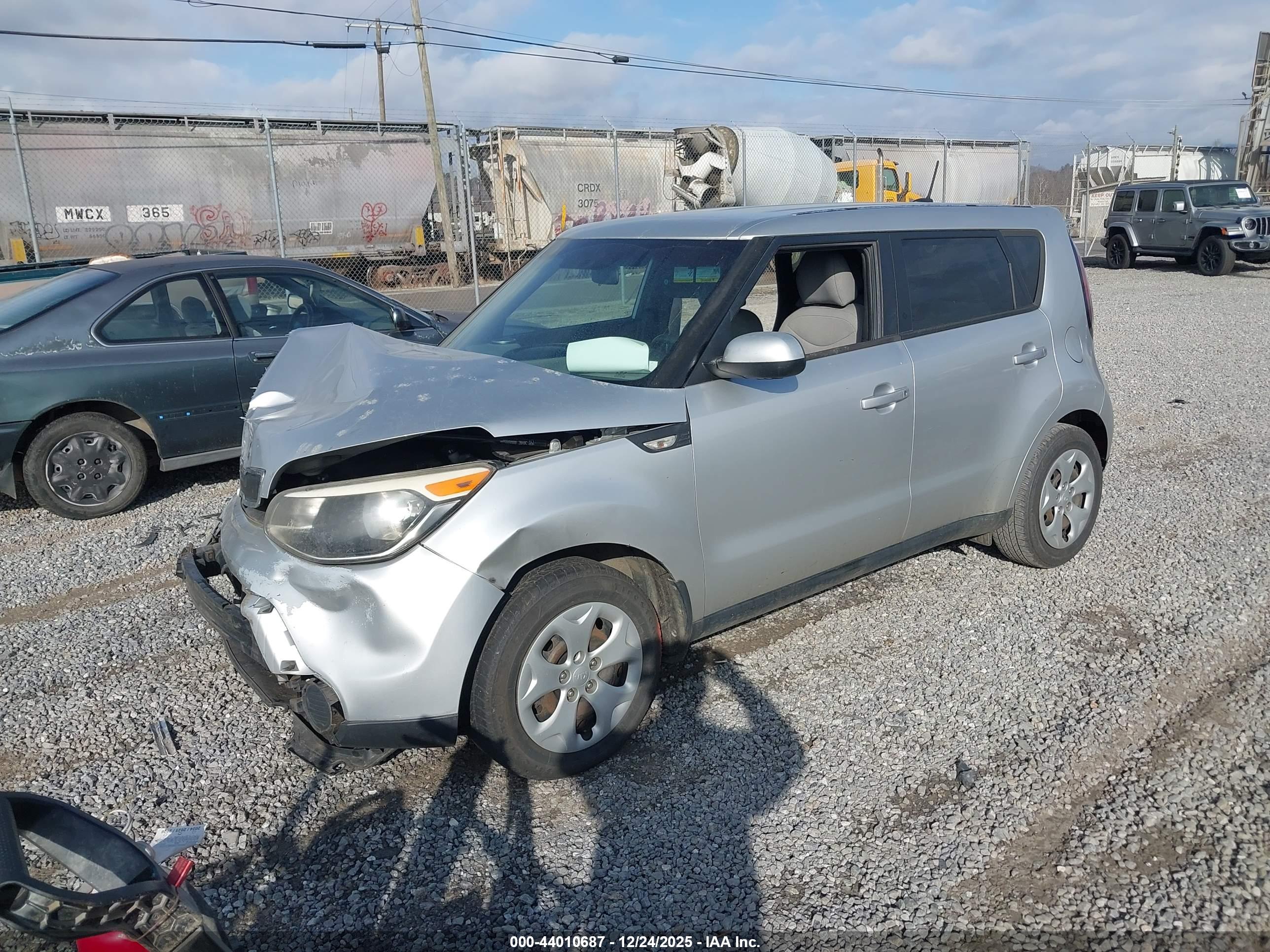KIA SOUL image 2