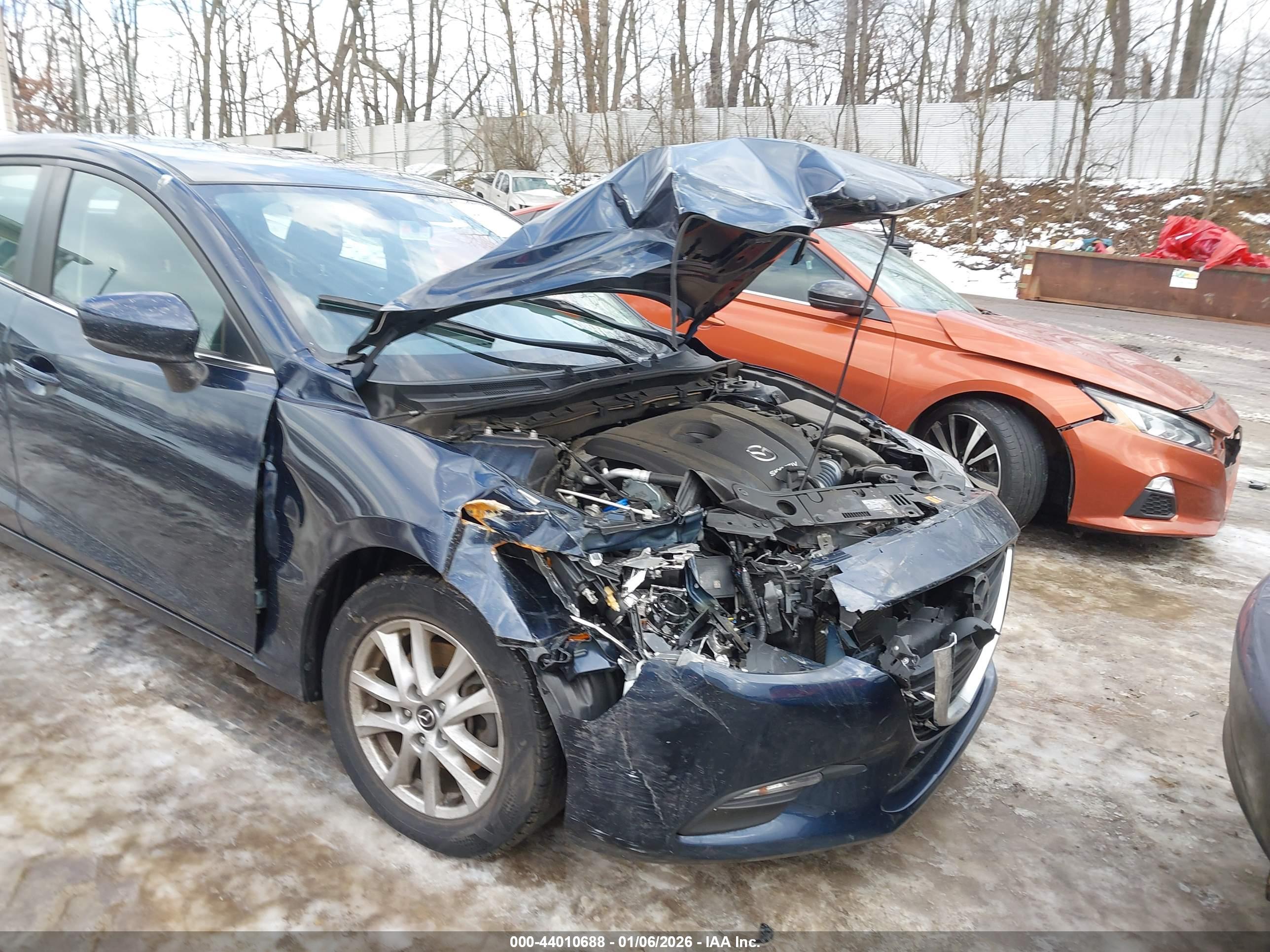 MAZDA MAZDA3 image 6