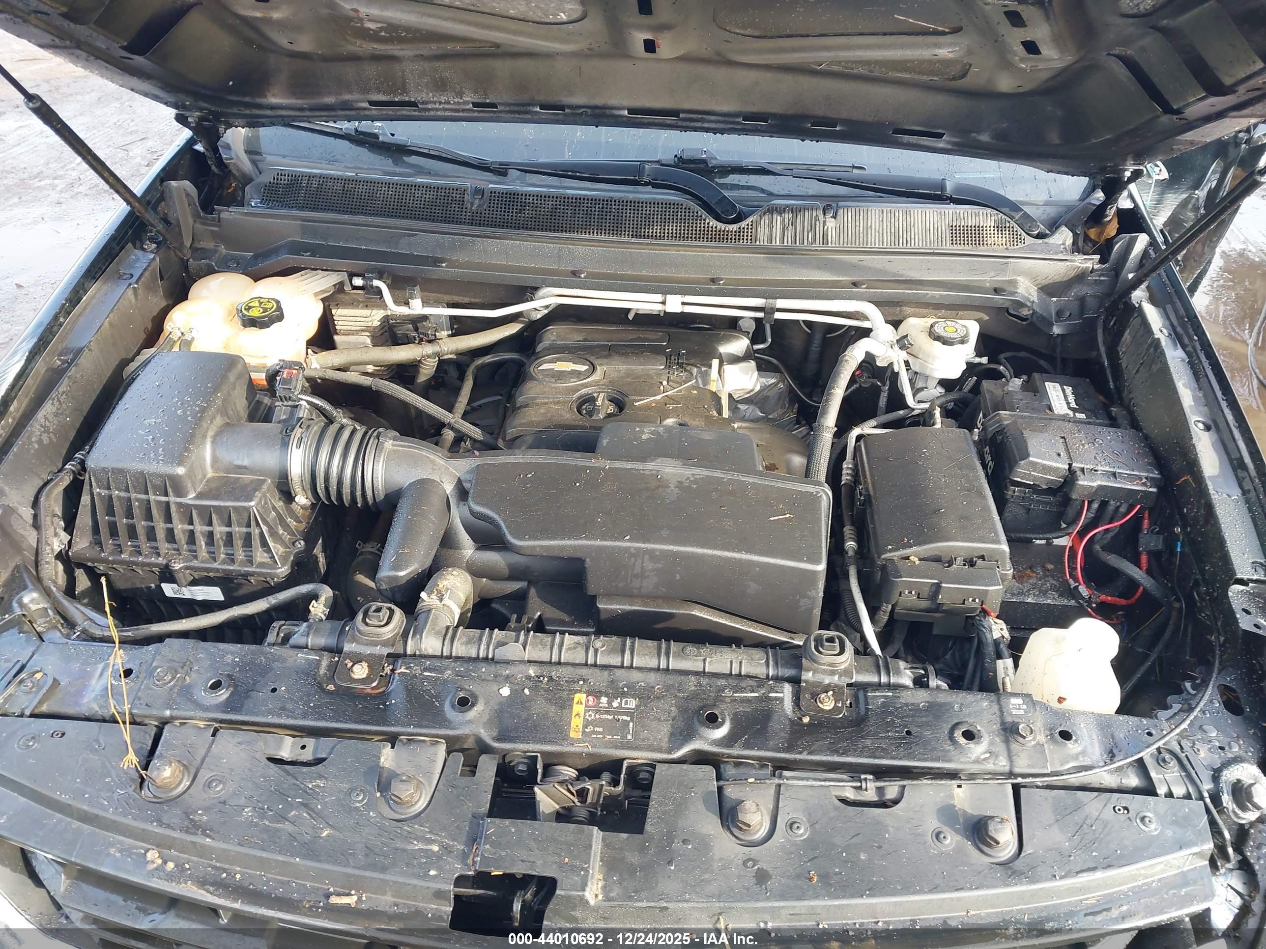 CHEVROLET COLORADO image 10