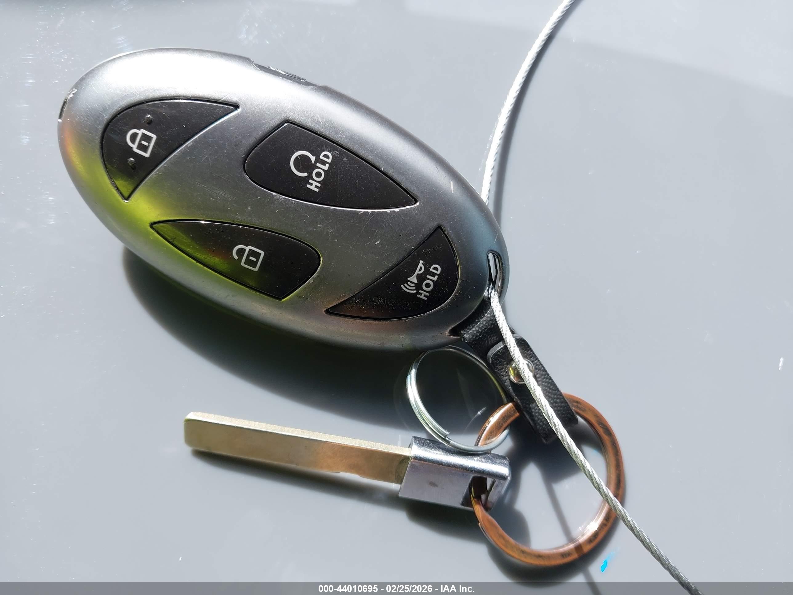 HYUNDAI ELANTRA image 11