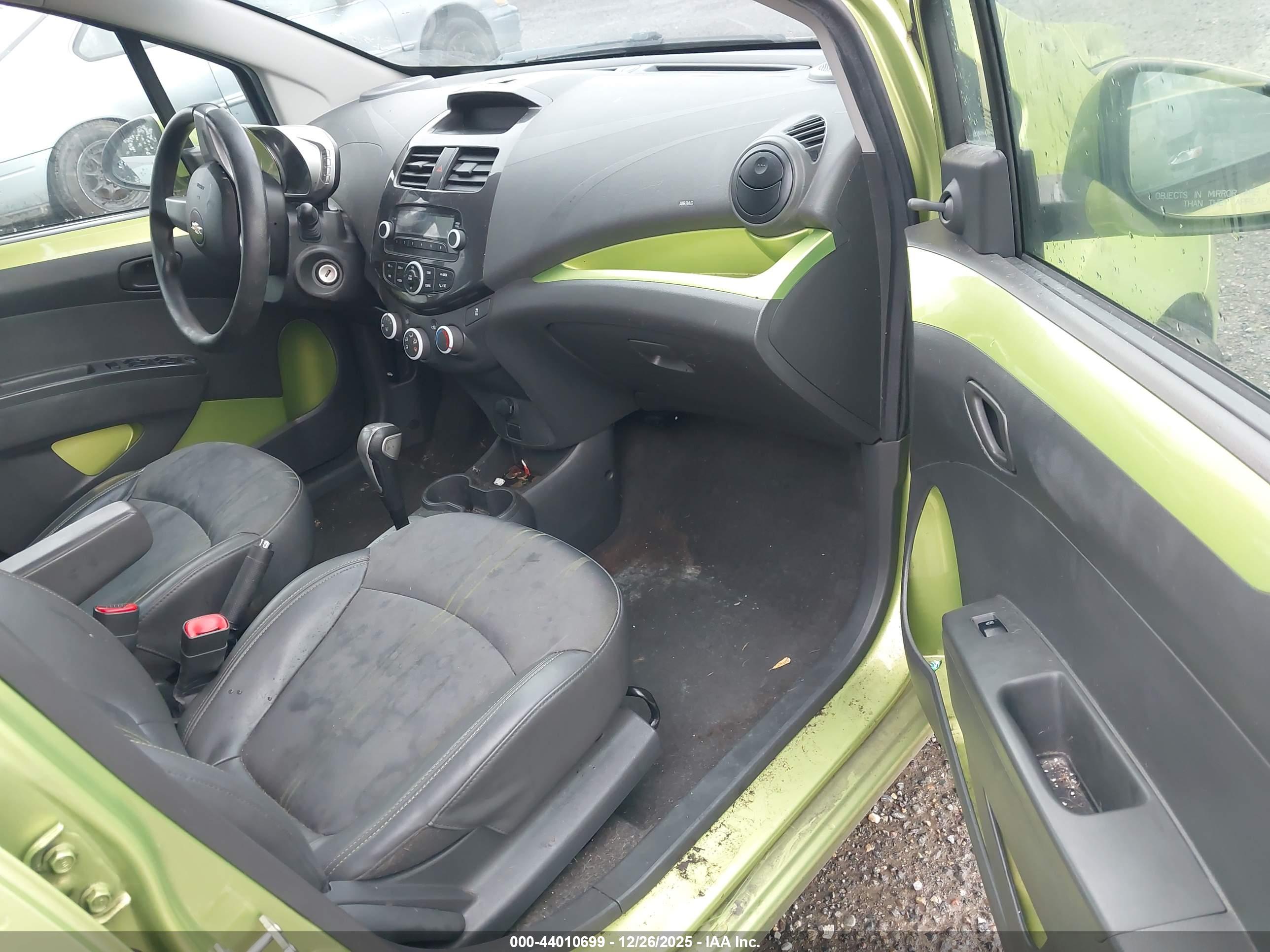CHEVROLET SPARK image 5