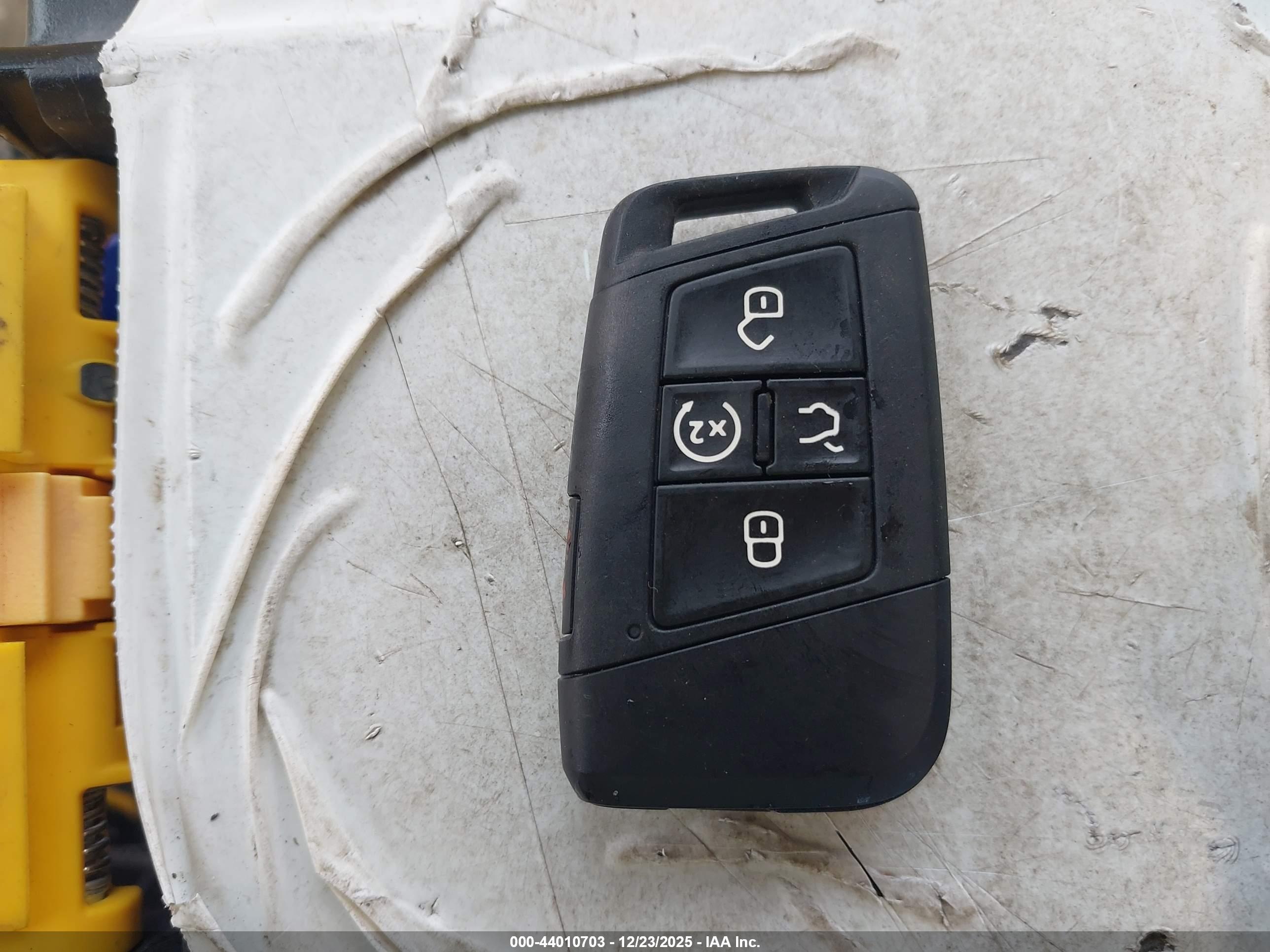 VOLKSWAGEN ATLAS image 11