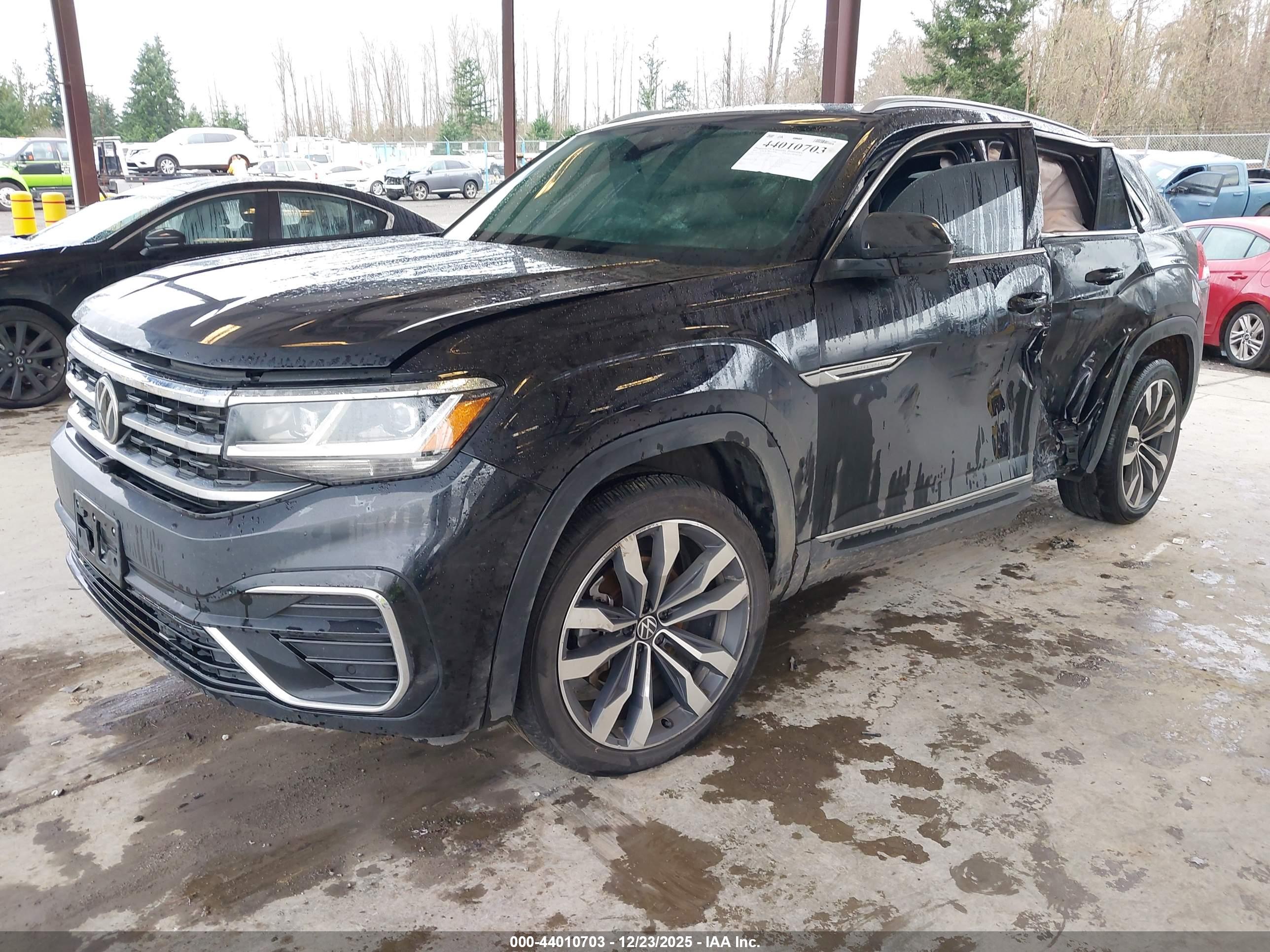 VOLKSWAGEN ATLAS image 2