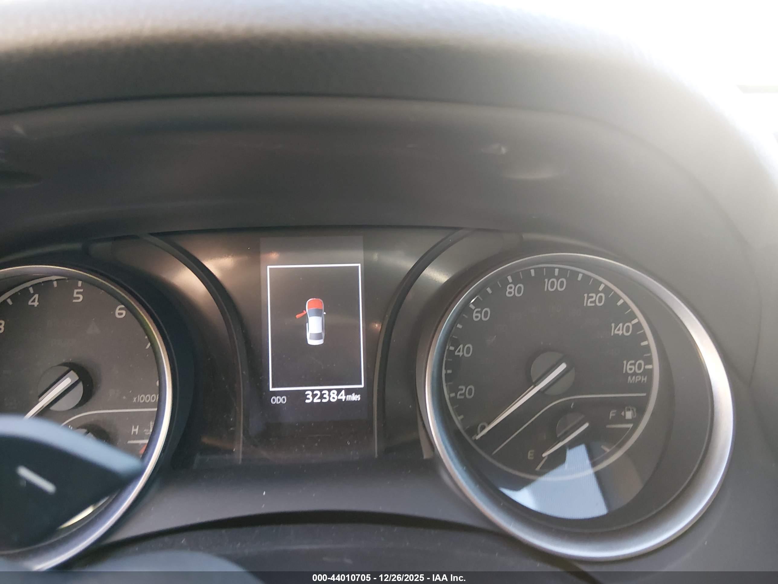 TOYOTA CAMRY image 7