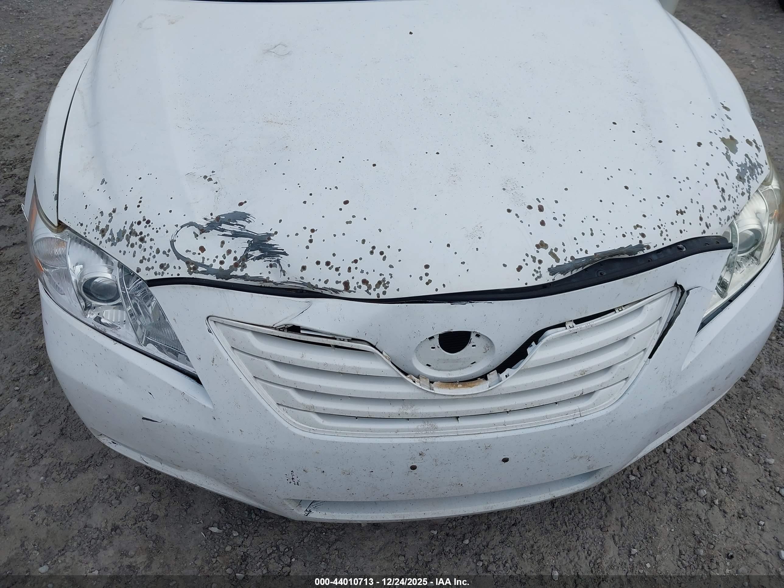 TOYOTA CAMRY image 6