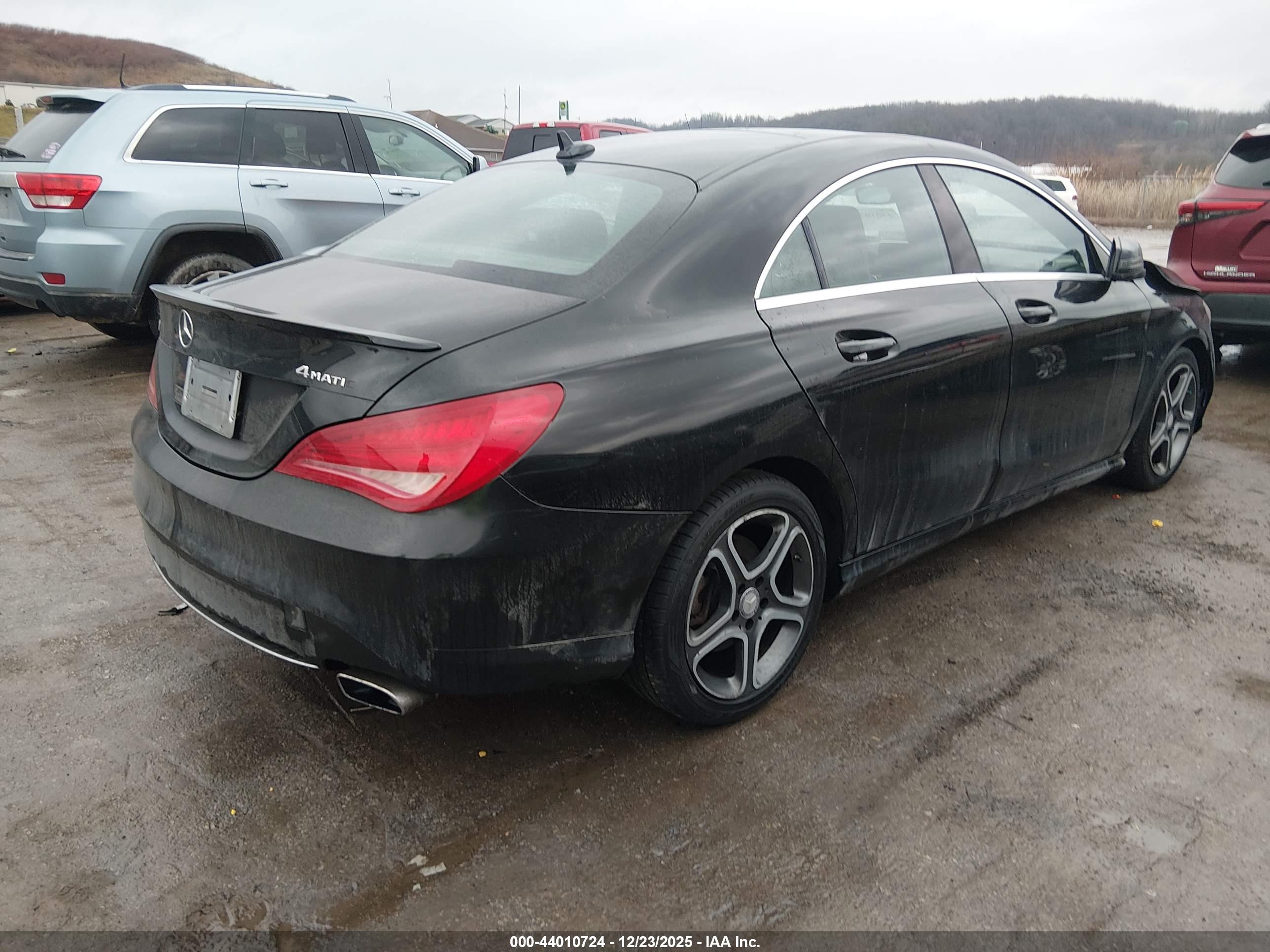 MERCEDES-BENZ CLA image 4