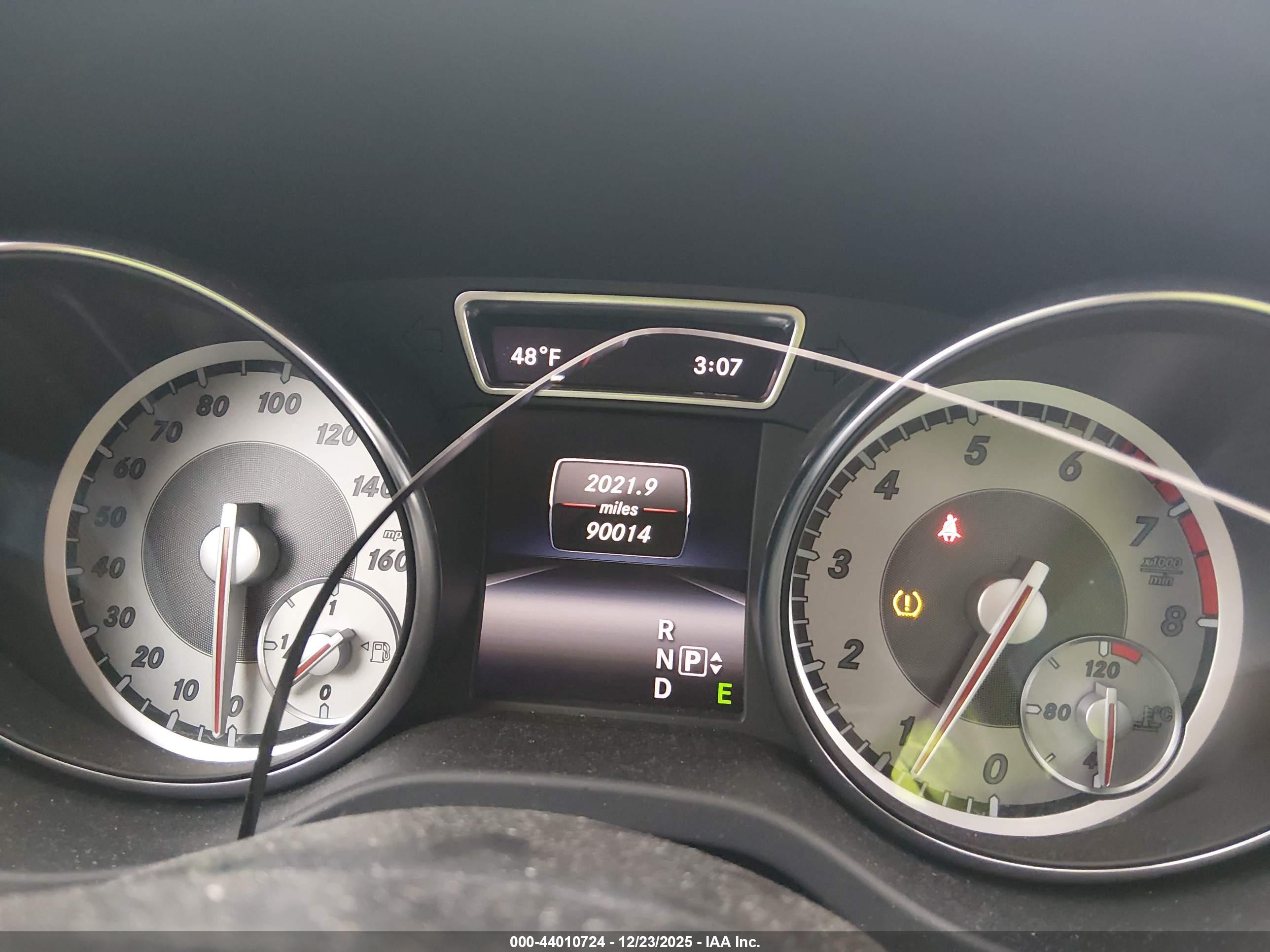 MERCEDES-BENZ CLA image 7
