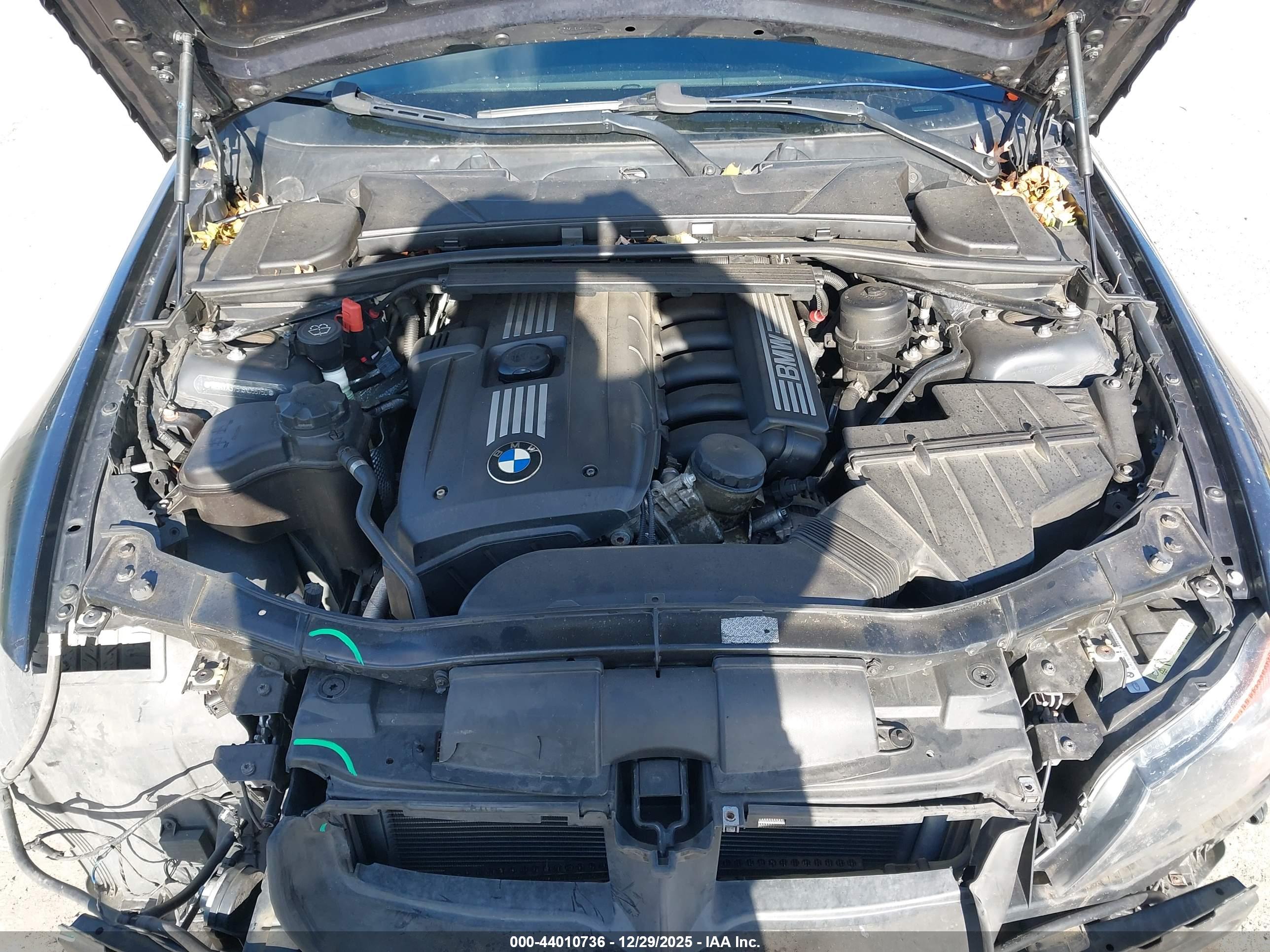 BMW 328I image 10