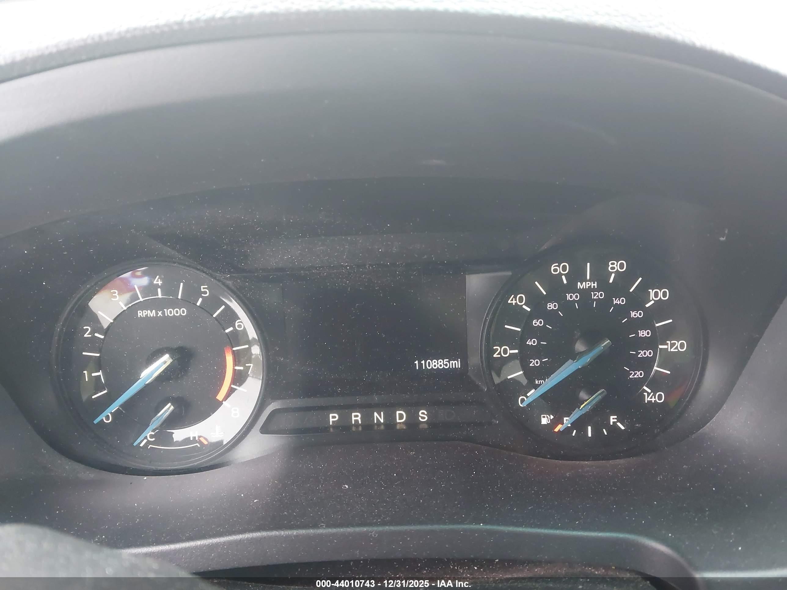 FORD EXPLORER image 7