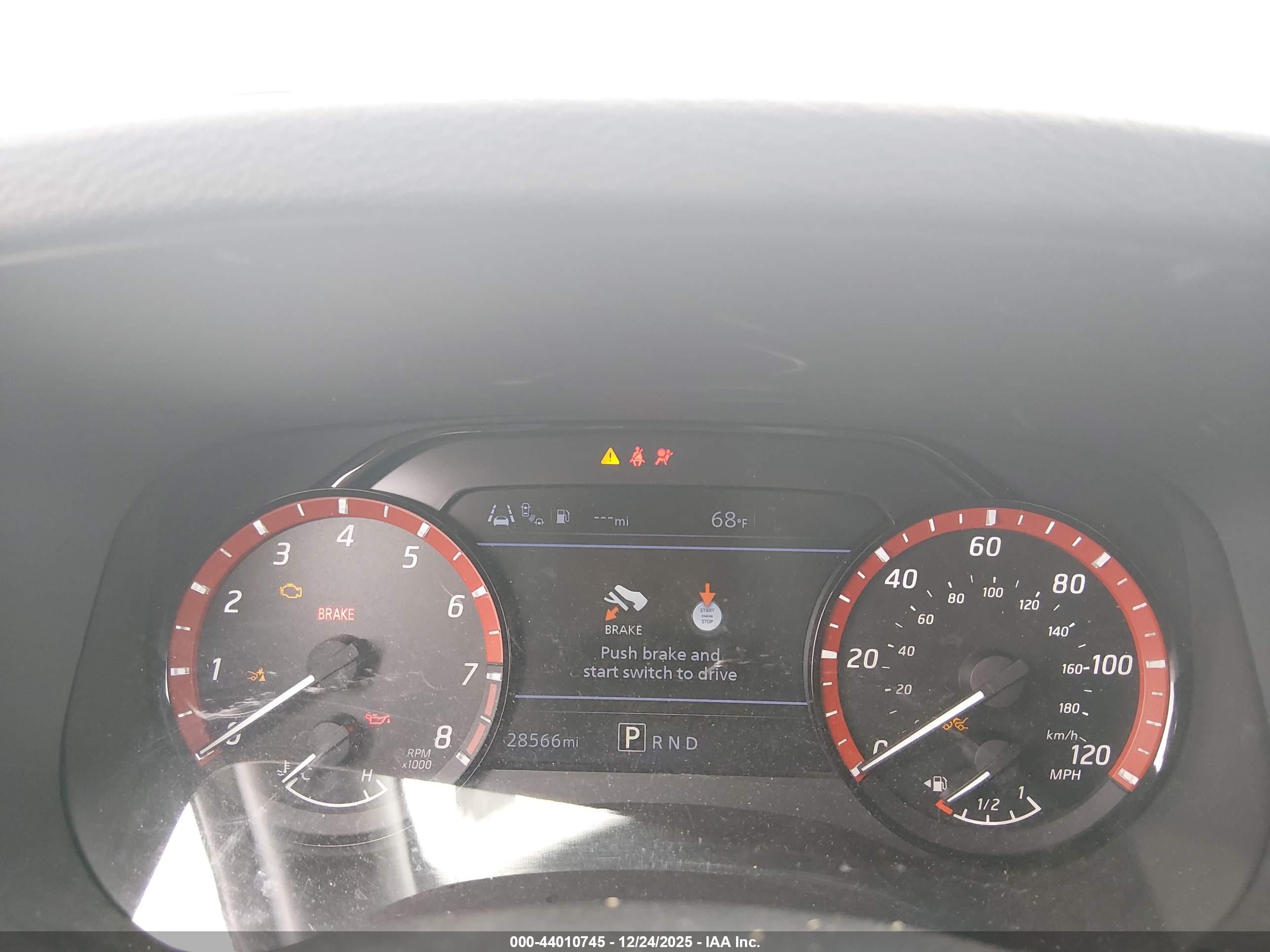NISSAN FRONTIER image 7