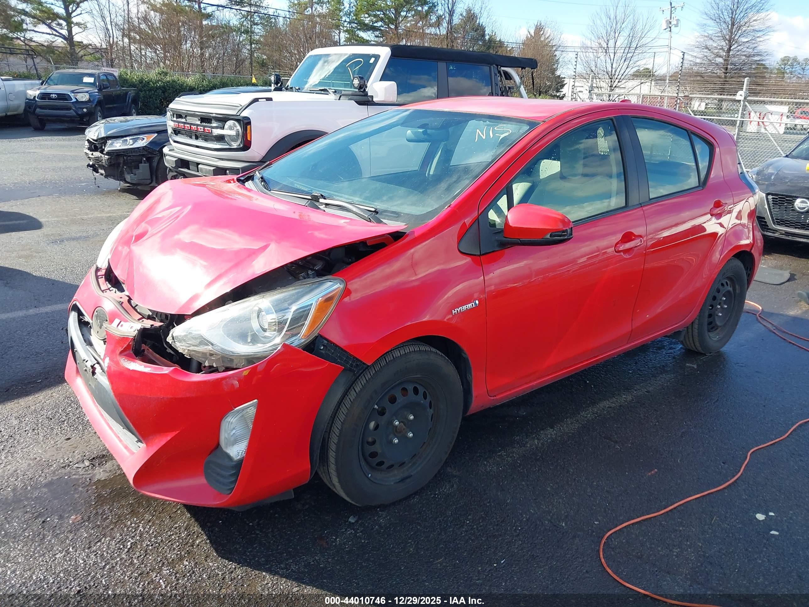 TOYOTA PRIUS image 2