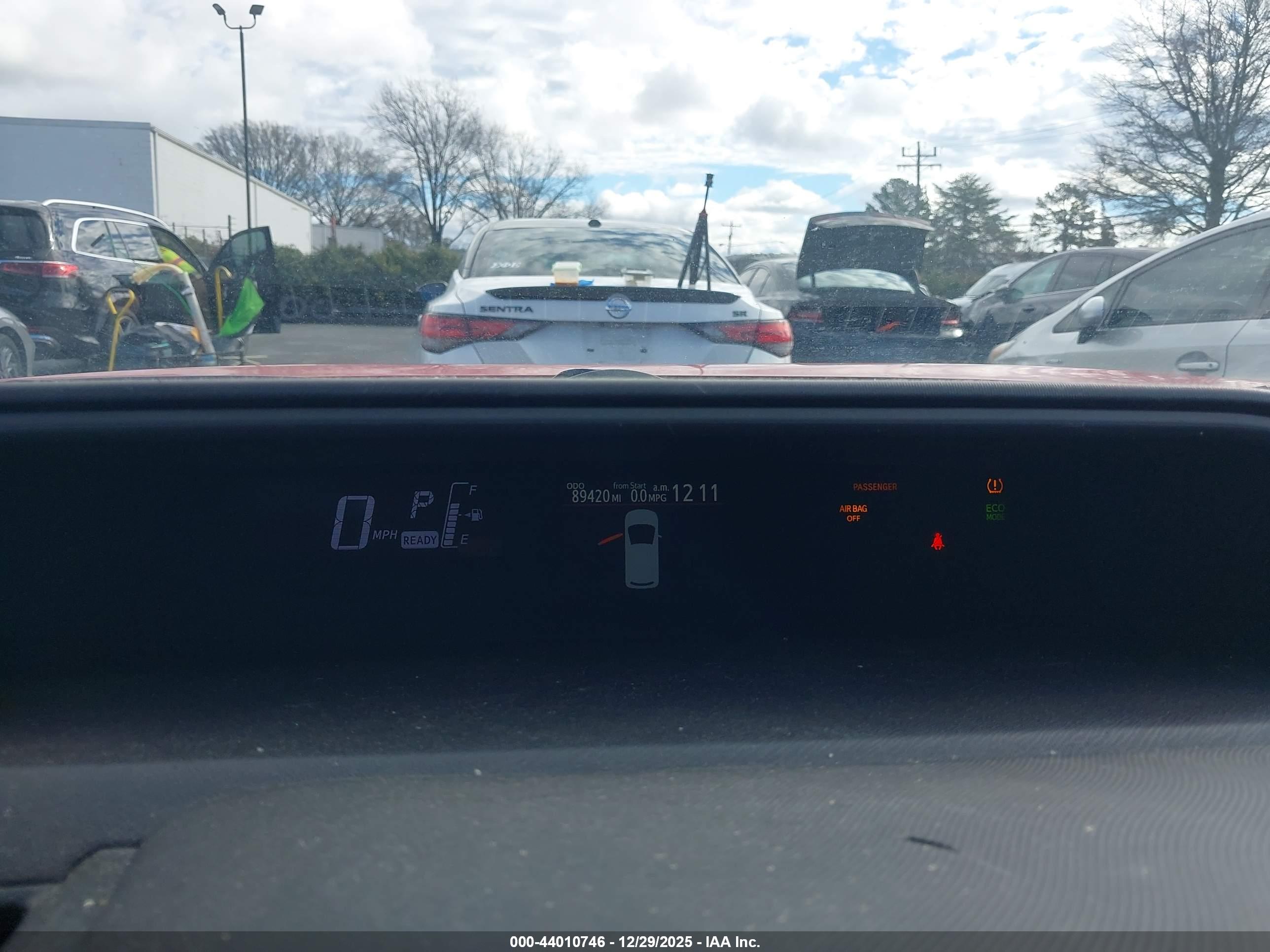 TOYOTA PRIUS image 7