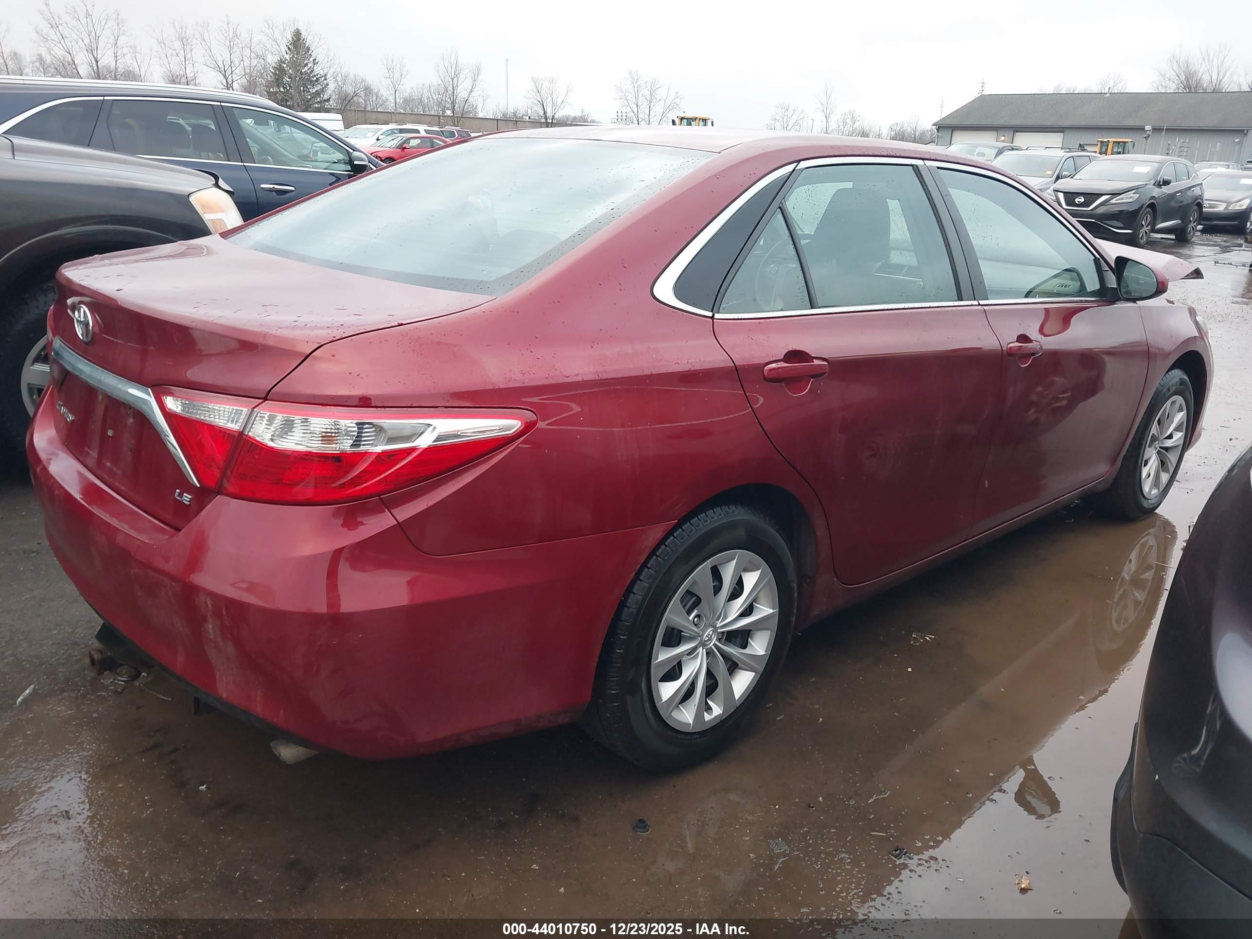 TOYOTA CAMRY image 4