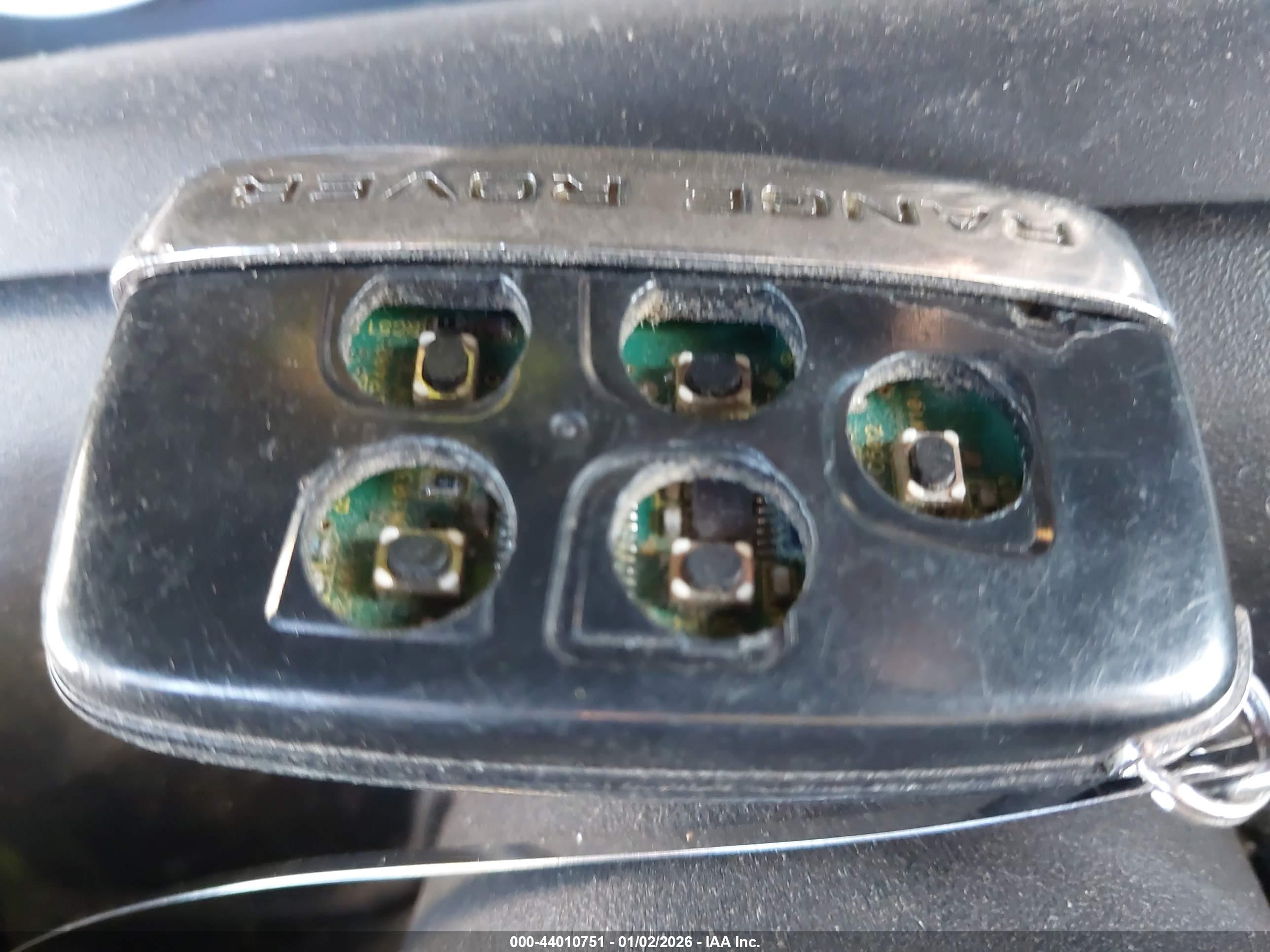 LAND ROVER image 11